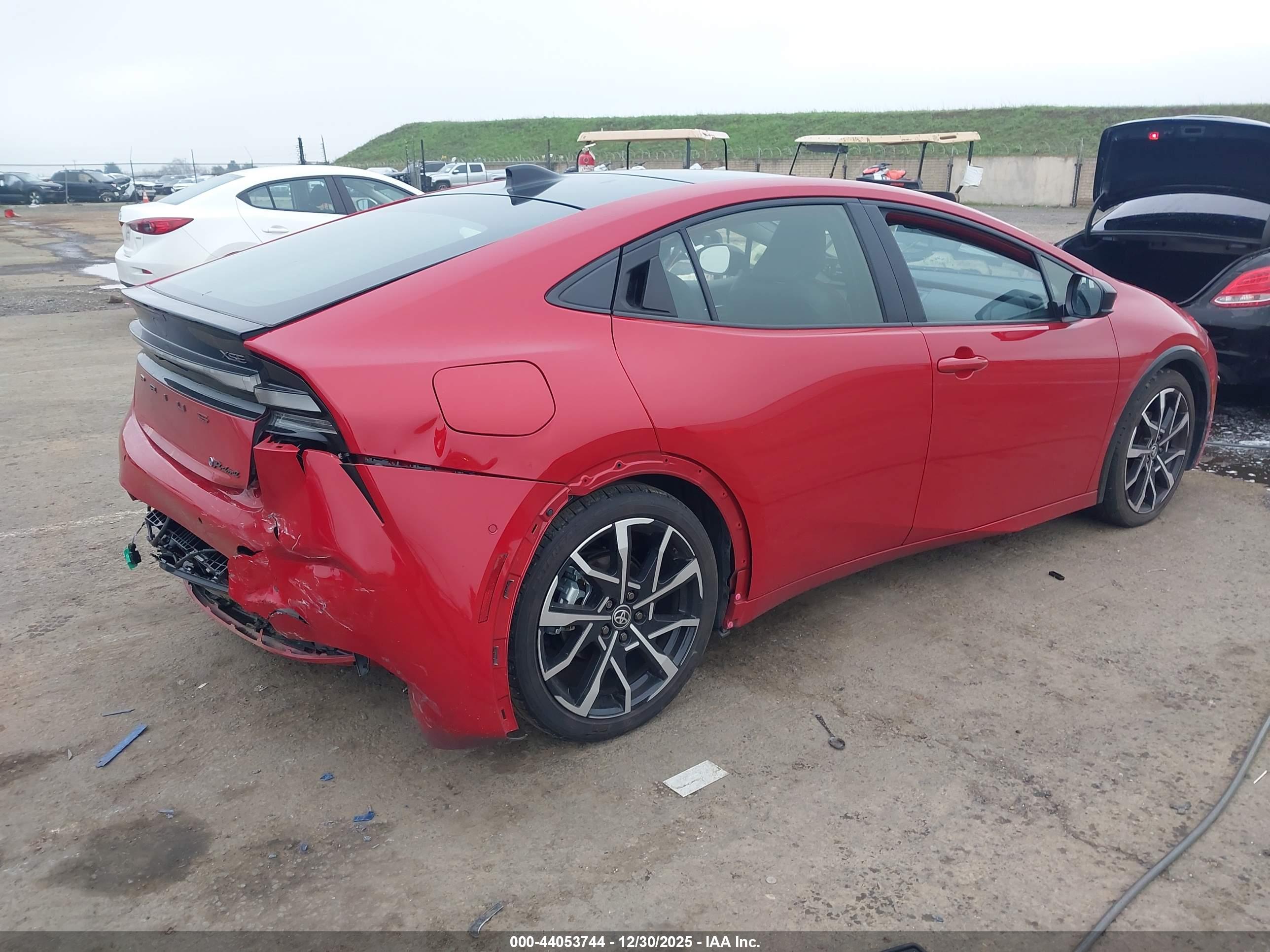 TOYOTA PRIUS image 4