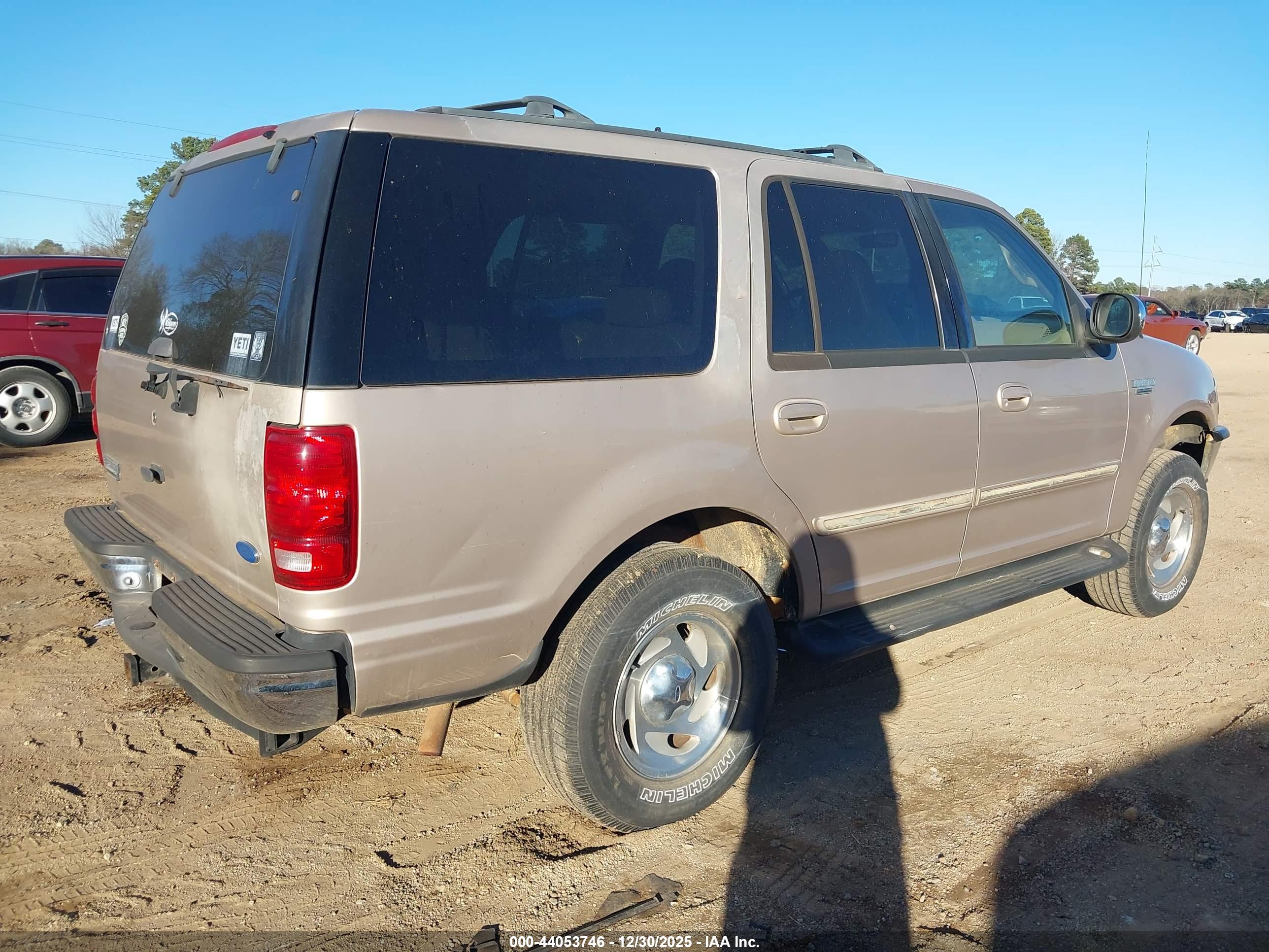 FORD EXPEDITION image 4