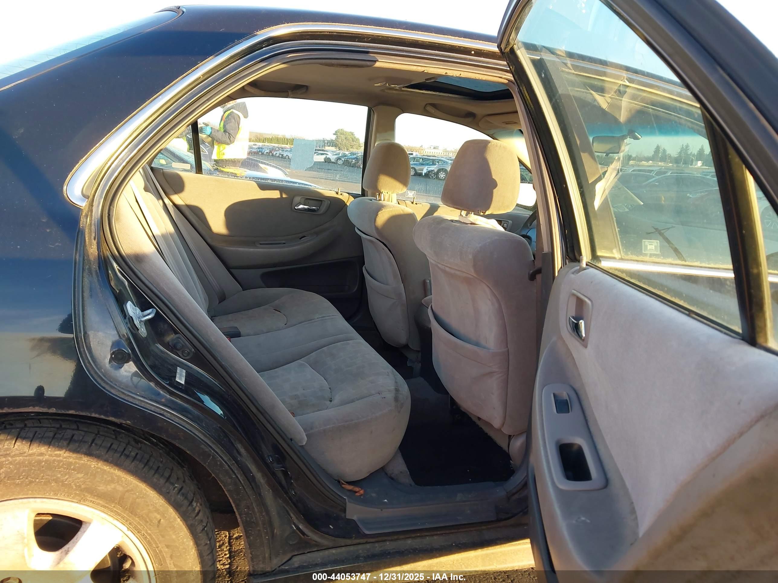HONDA ACCORD image 8