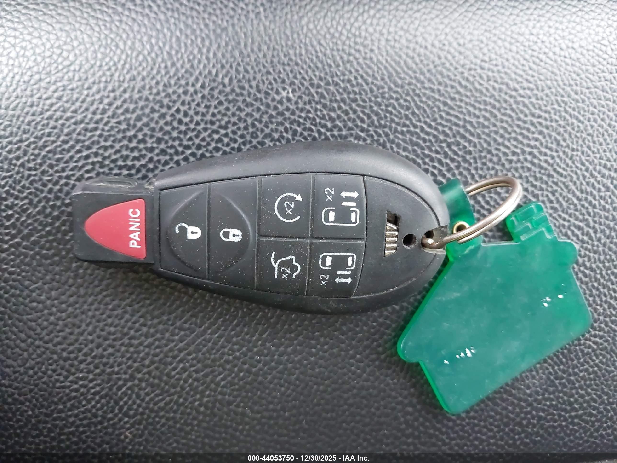 CHRYSLER TOWN image 11