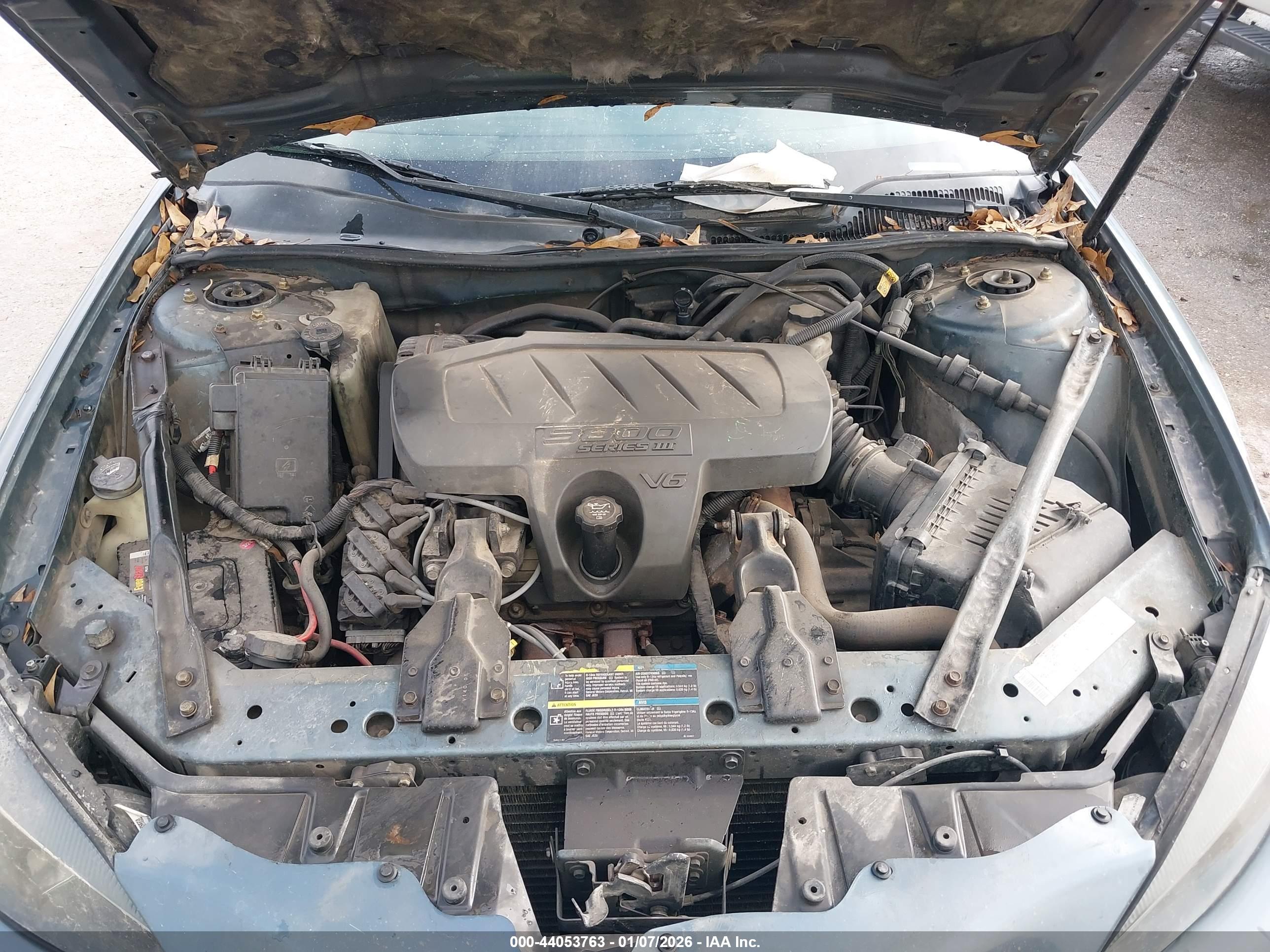 PONTIAC GRAND image 10