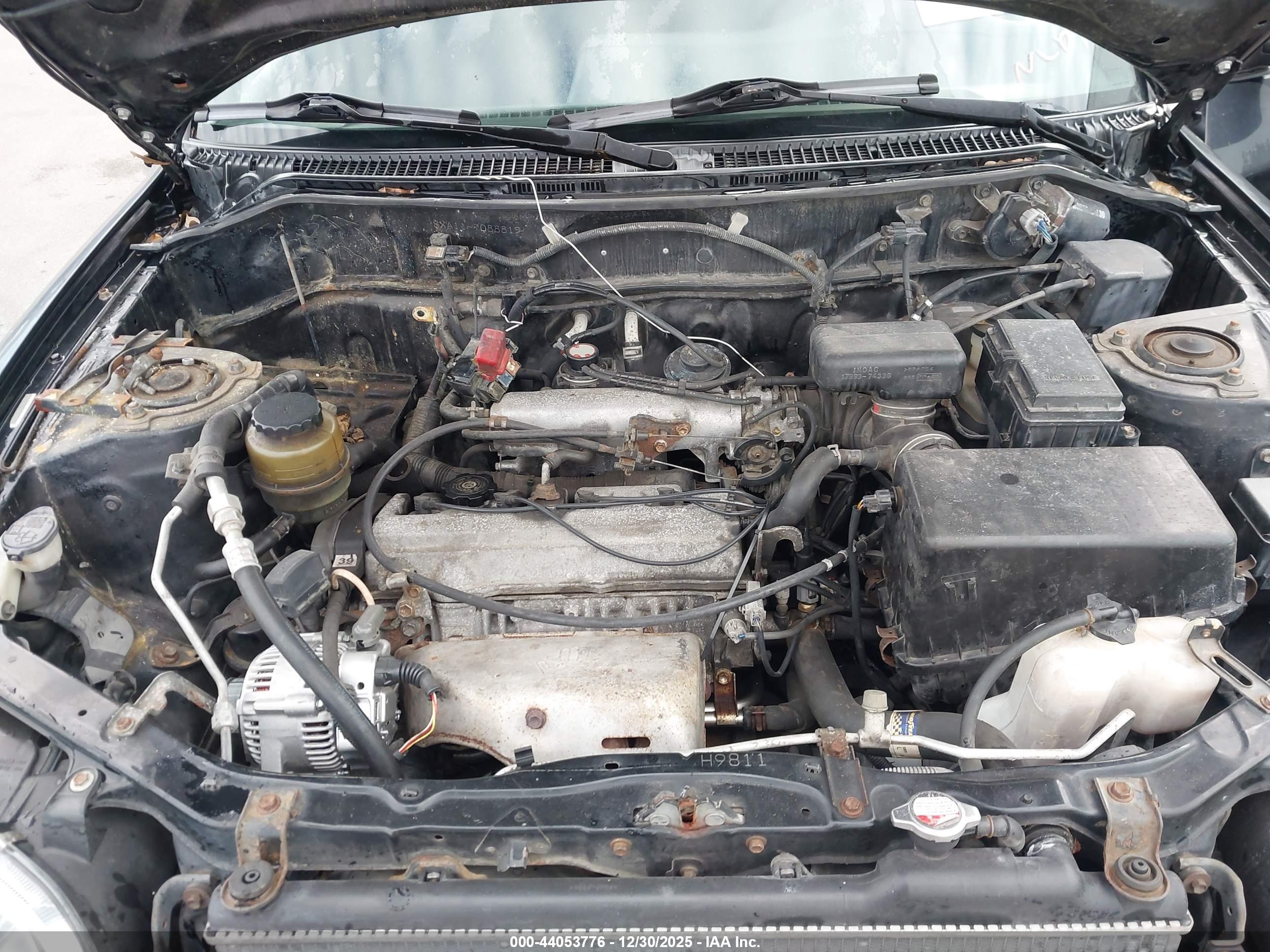 TOYOTA RAV4 image 10