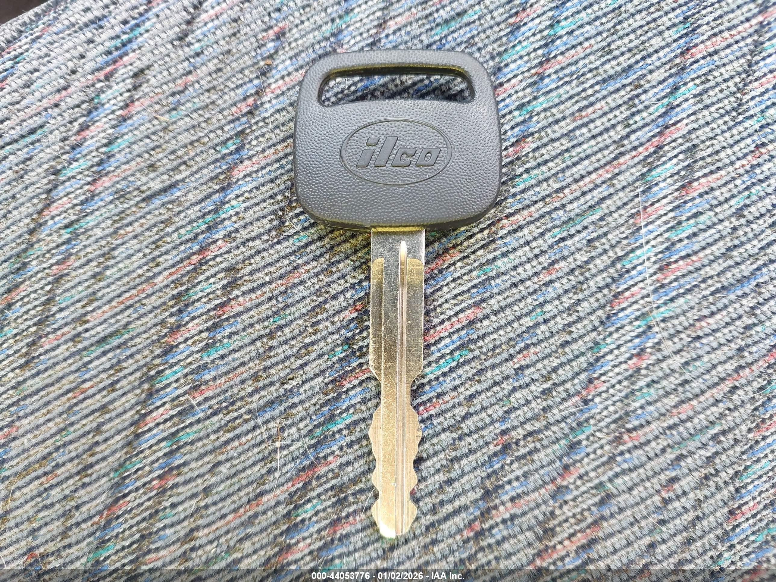TOYOTA RAV4 image 11
