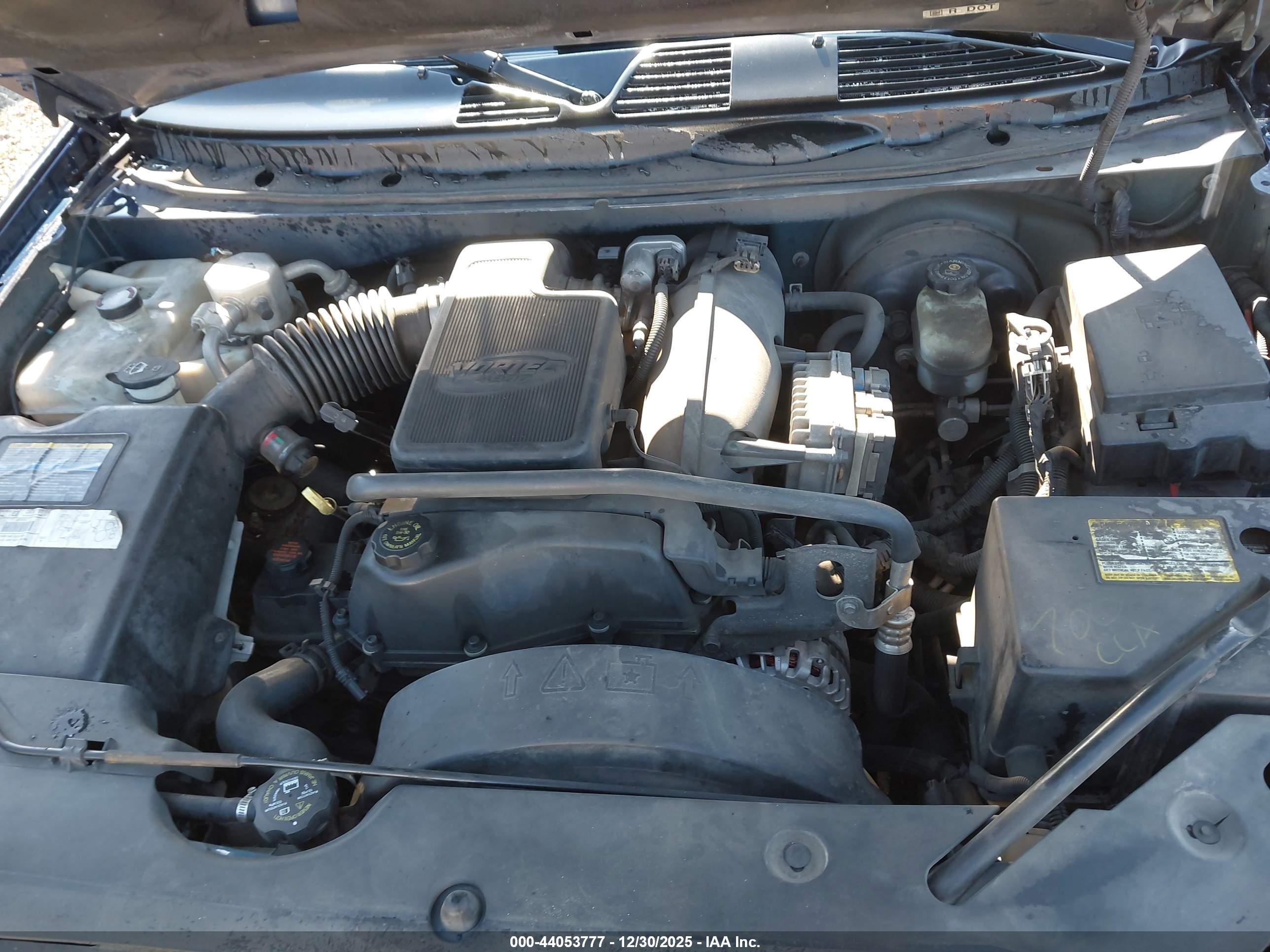 GMC ENVOY image 10