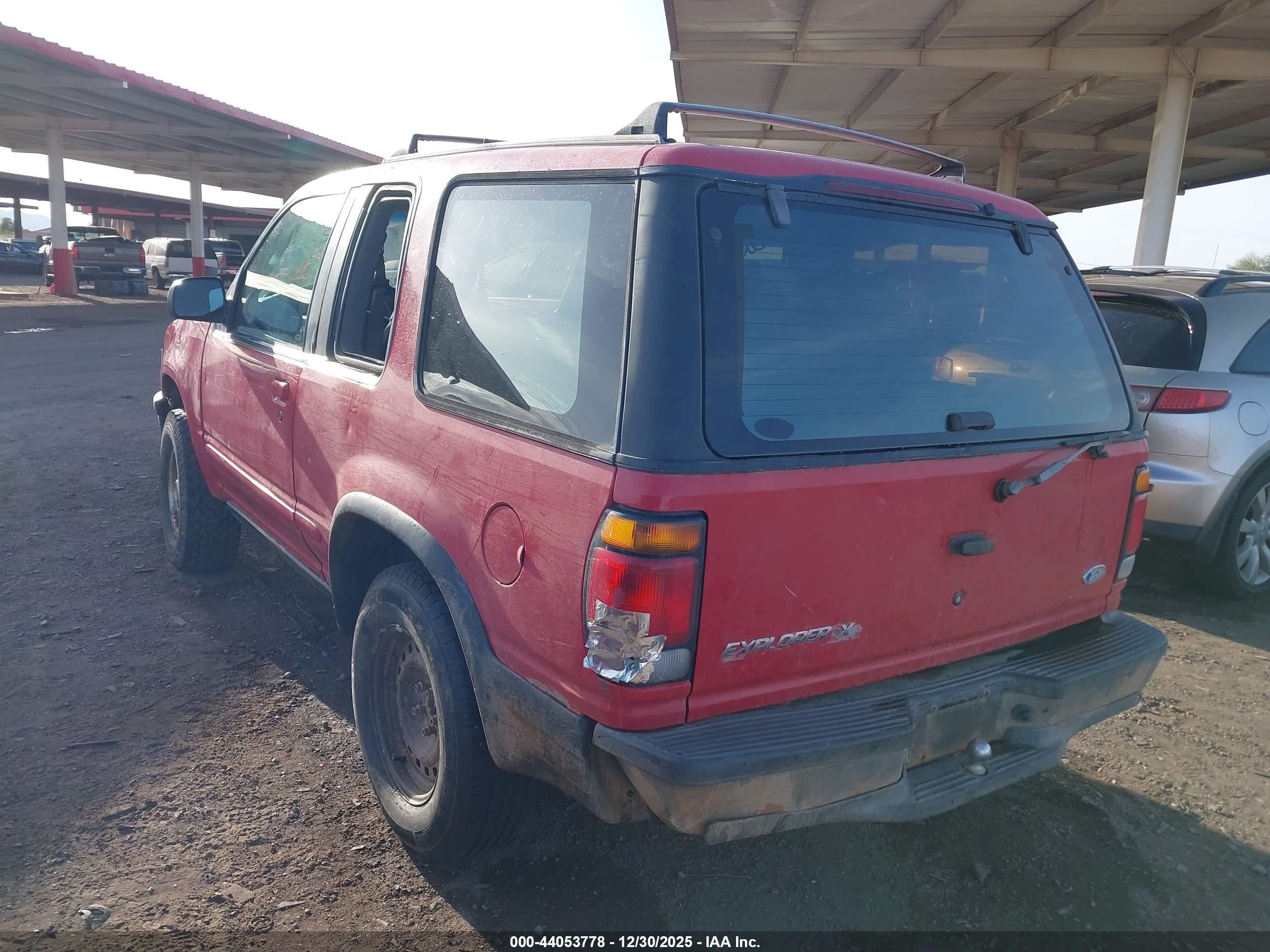 FORD EXPLORER image 3