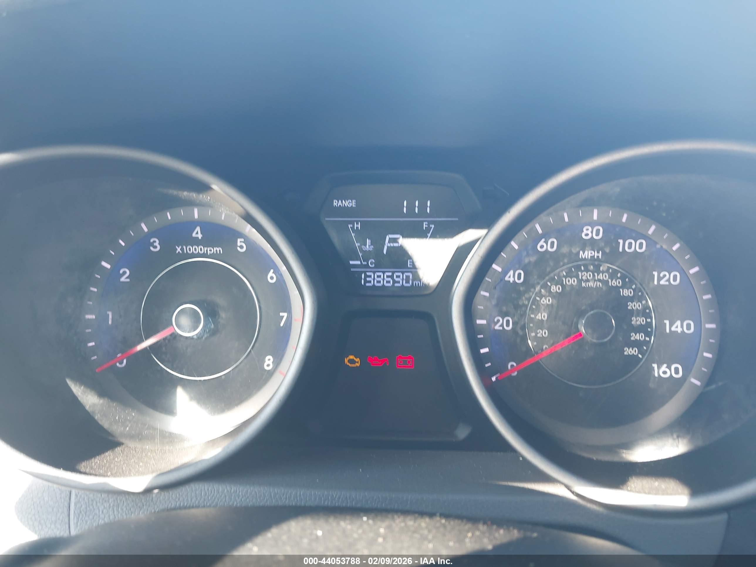 HYUNDAI ELANTRA image 7