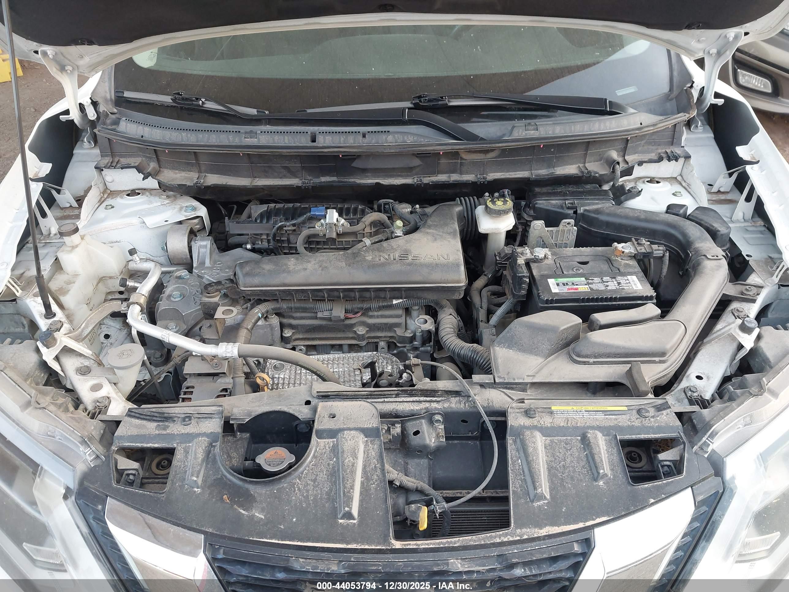 NISSAN ROGUE image 10