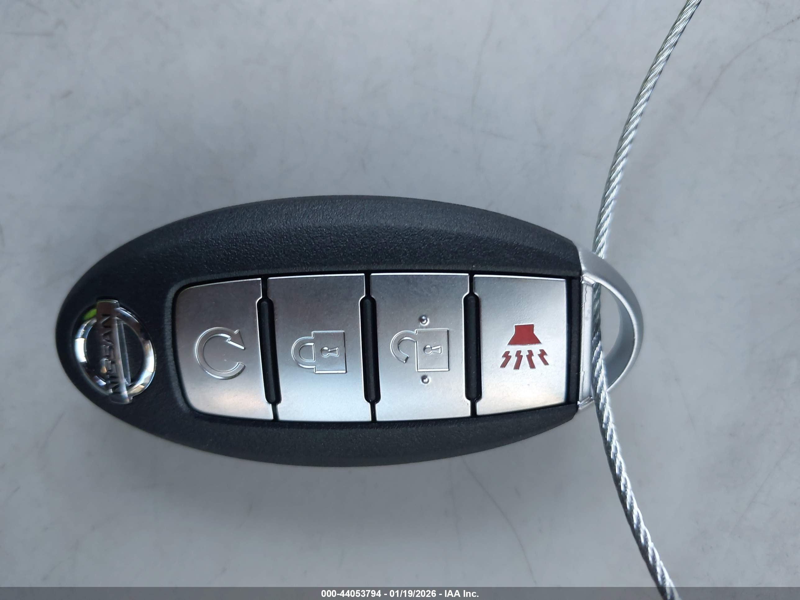 NISSAN ROGUE image 11