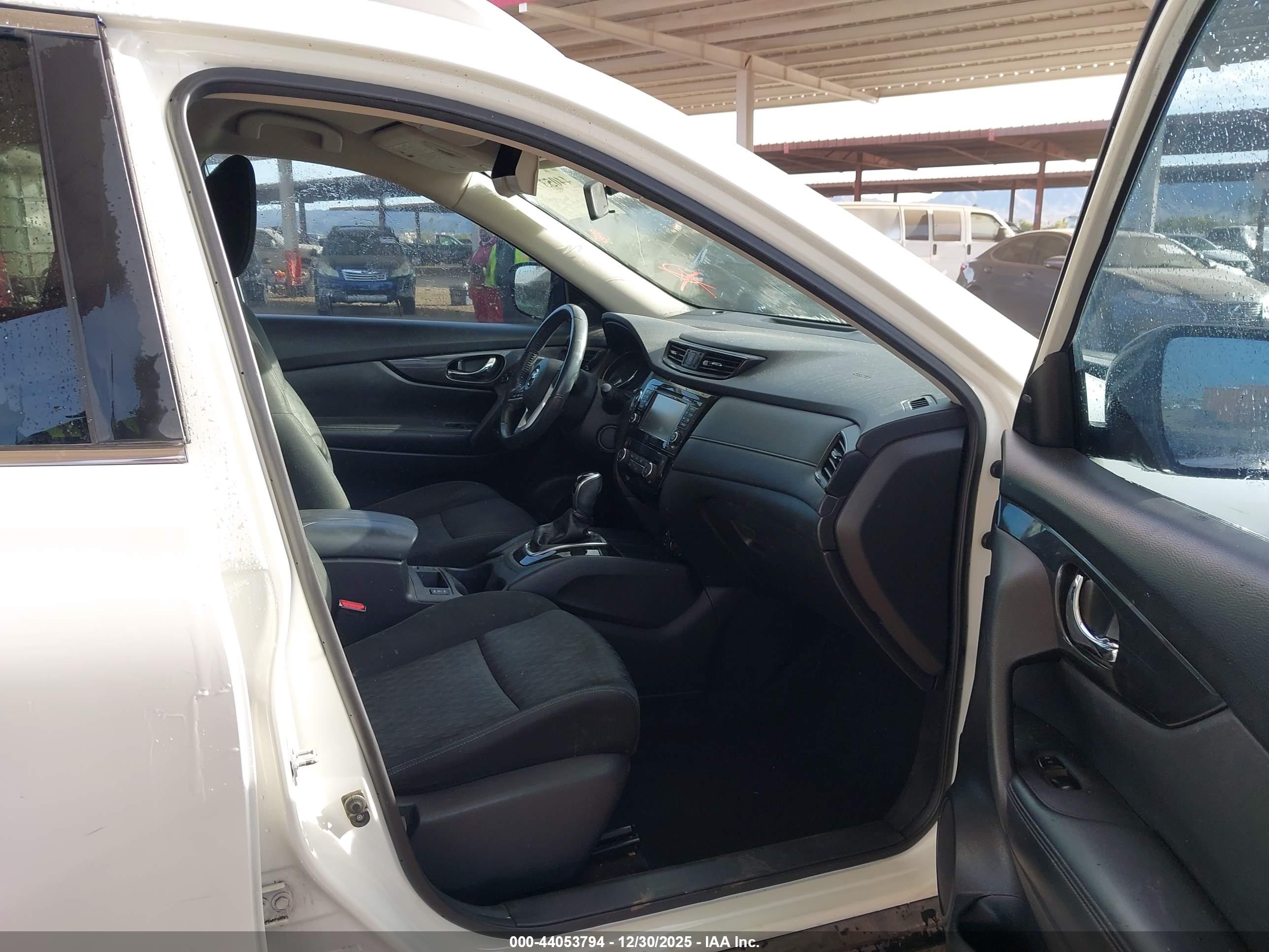 NISSAN ROGUE image 5