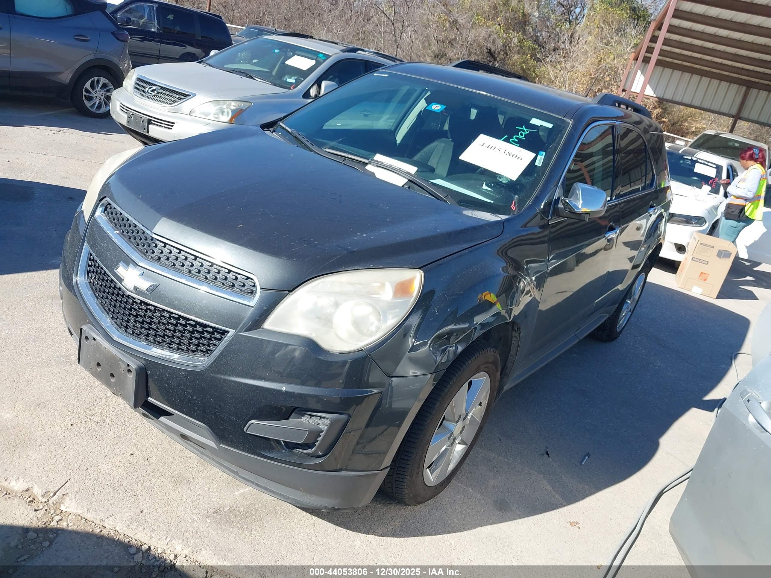 CHEVROLET EQUINOX image 2