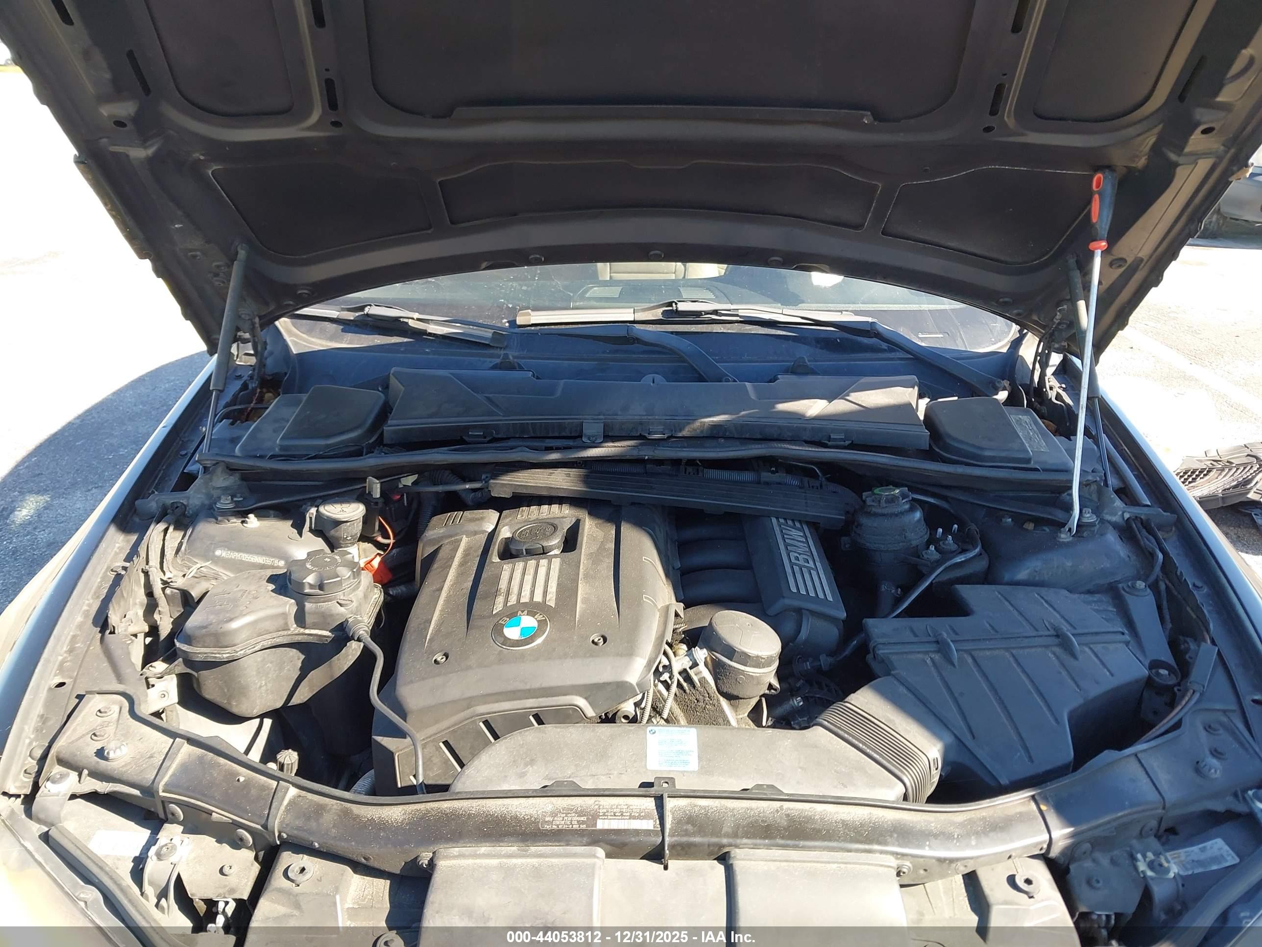 BMW 328I image 10