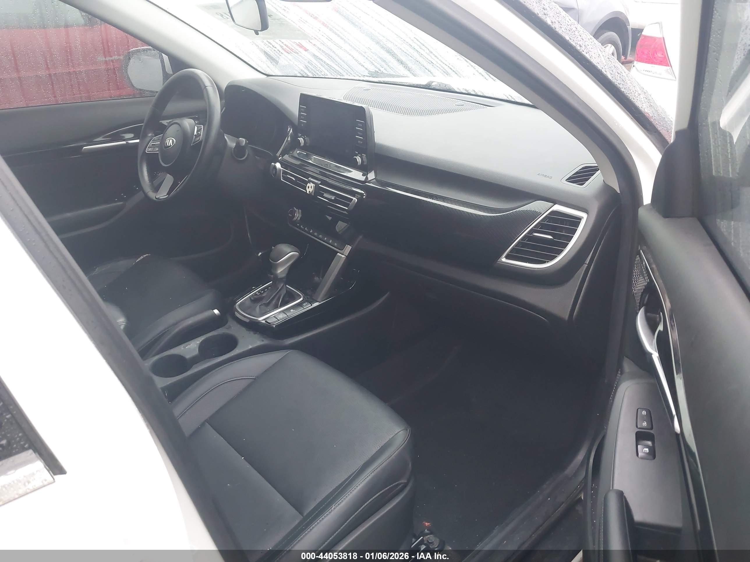 KIA SELTOS image 5