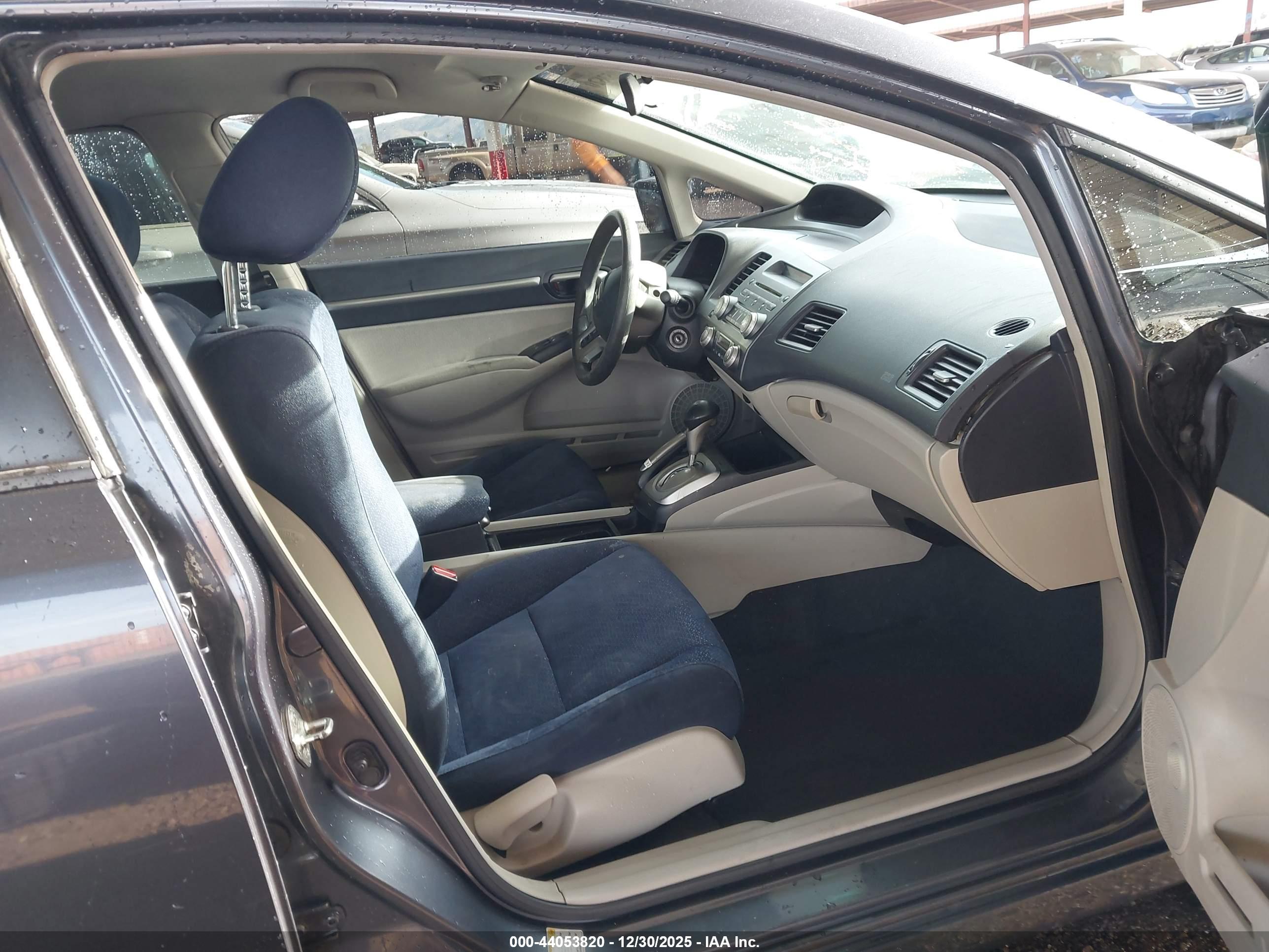 HONDA CIVIC image 5