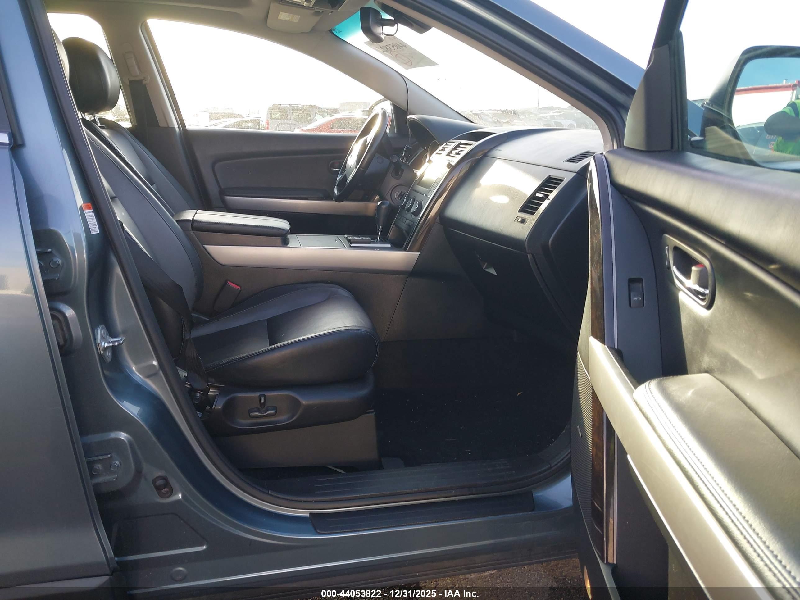 MAZDA CX-9 image 5