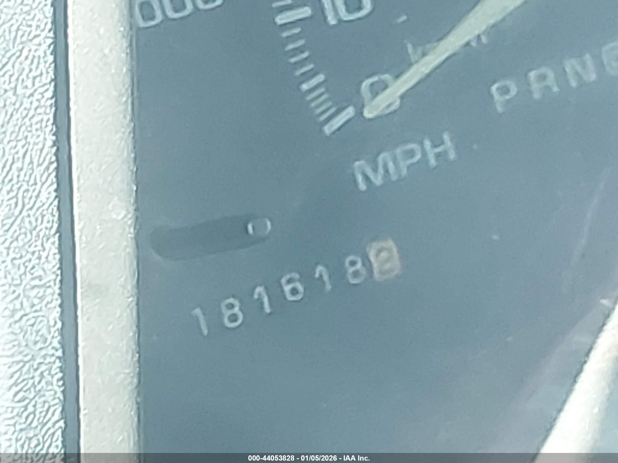 CHEVROLET GMT-400 image 7