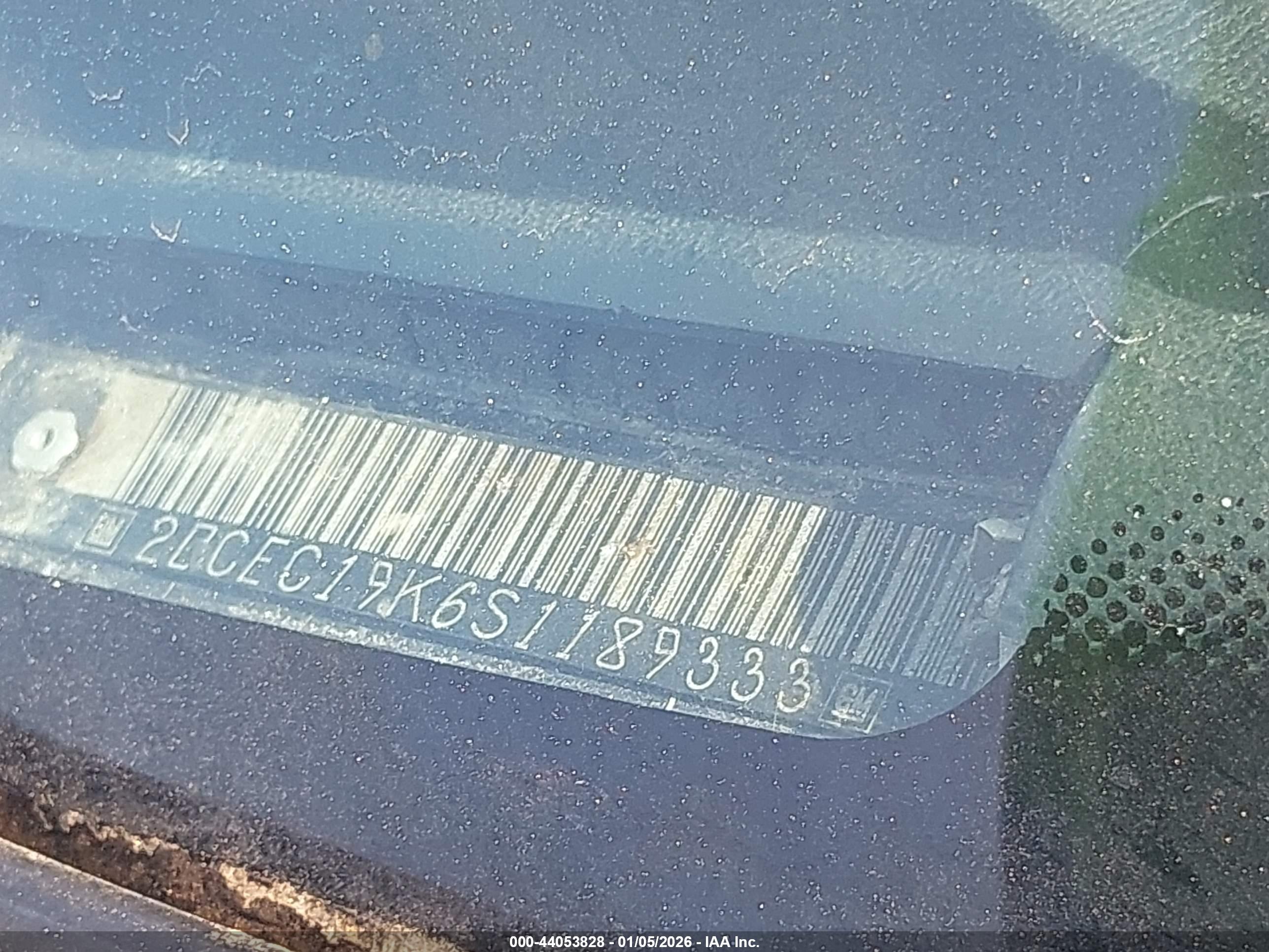 CHEVROLET GMT-400 image 9
