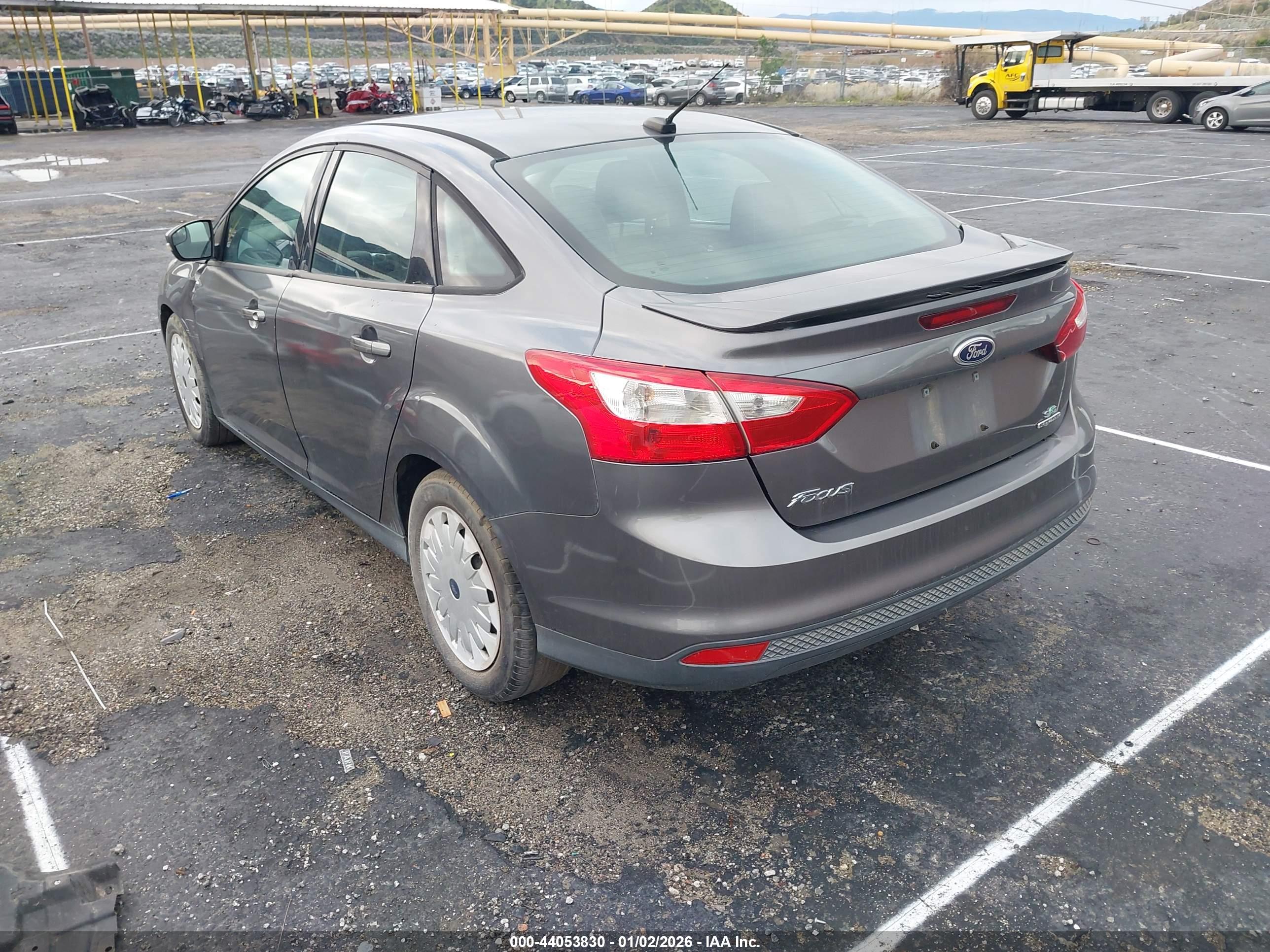 FORD FOCUS image 3