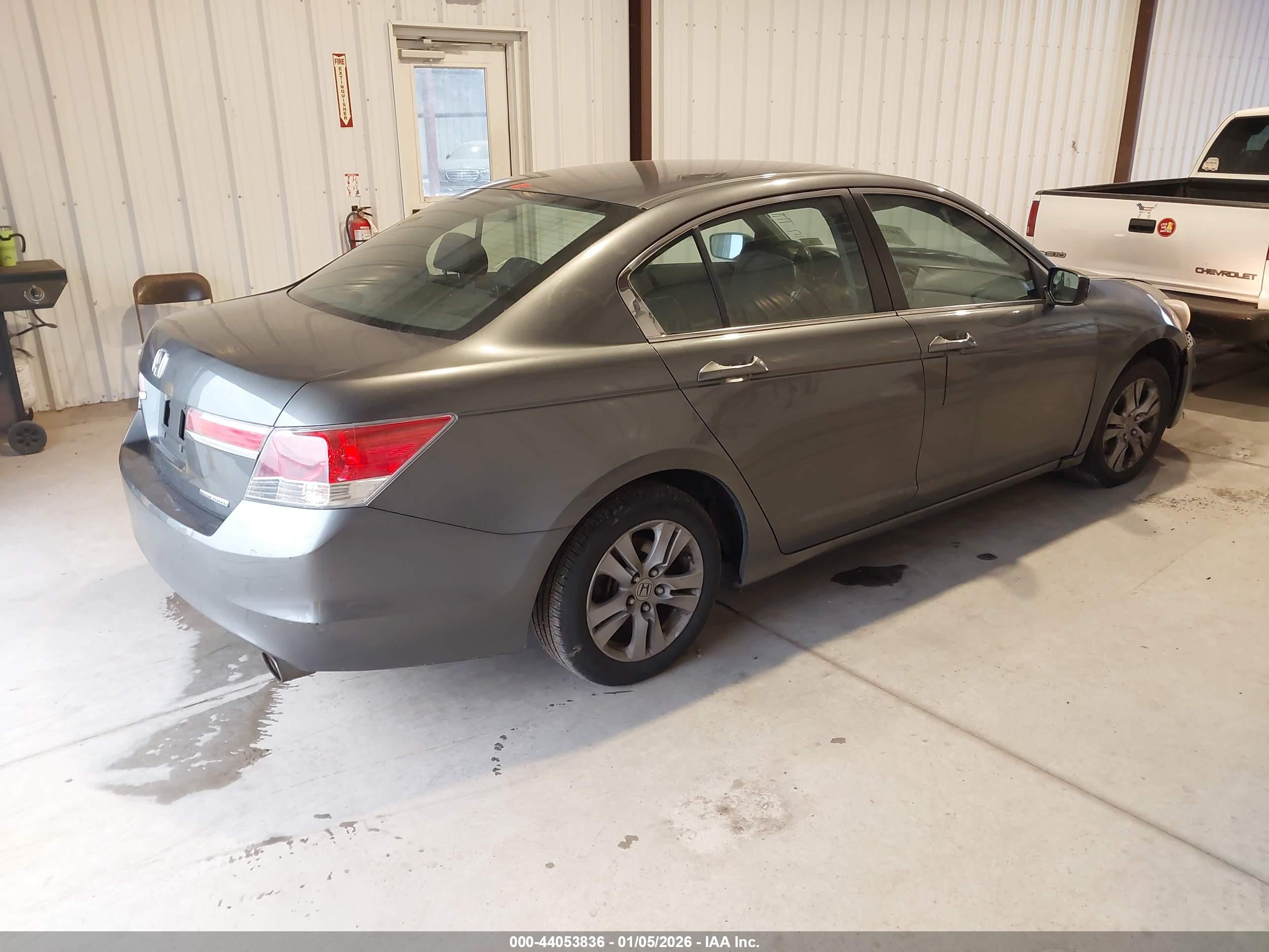 HONDA ACCORD image 4