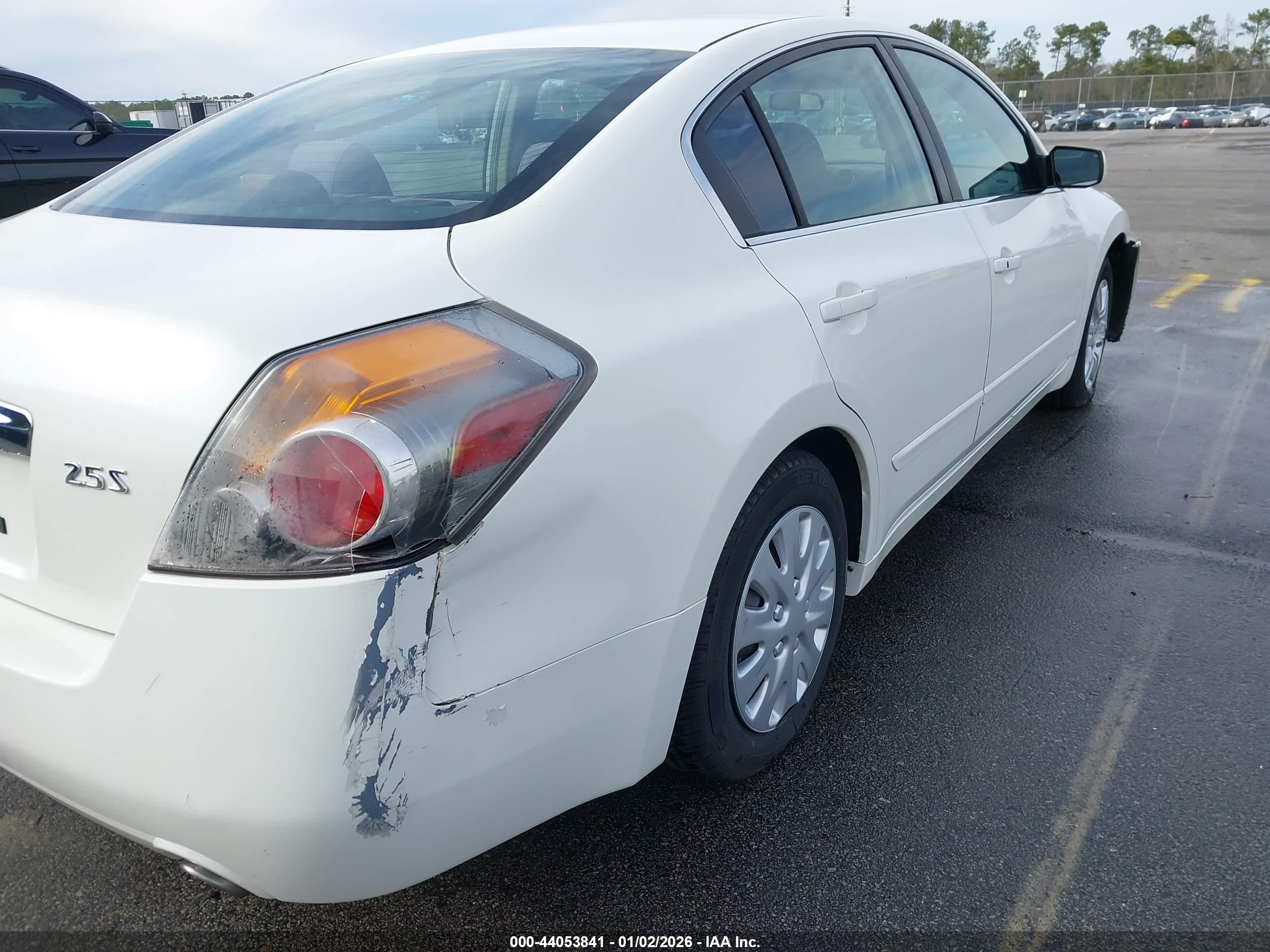 NISSAN ALTIMA image 6