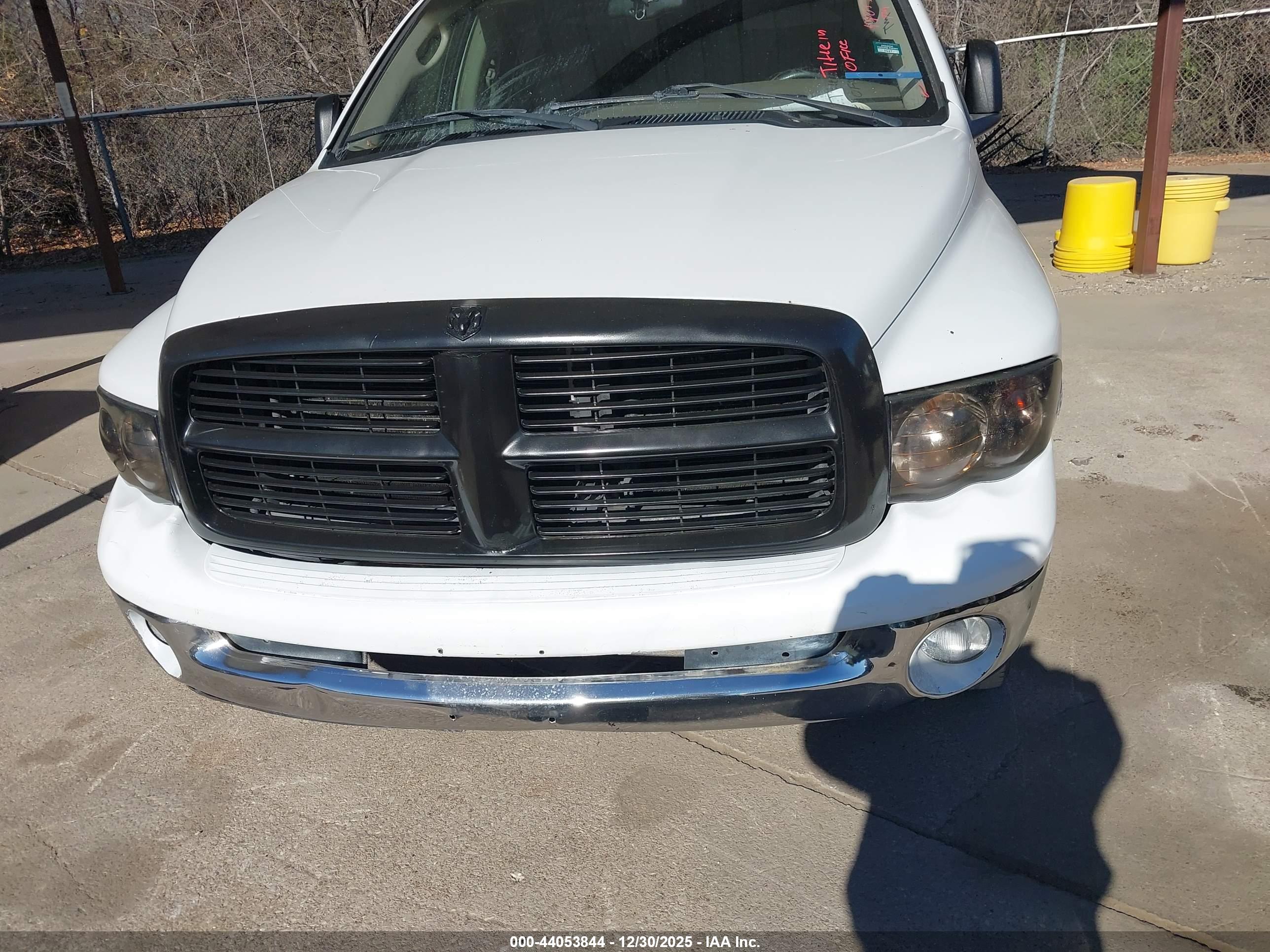 DODGE RAM image 6