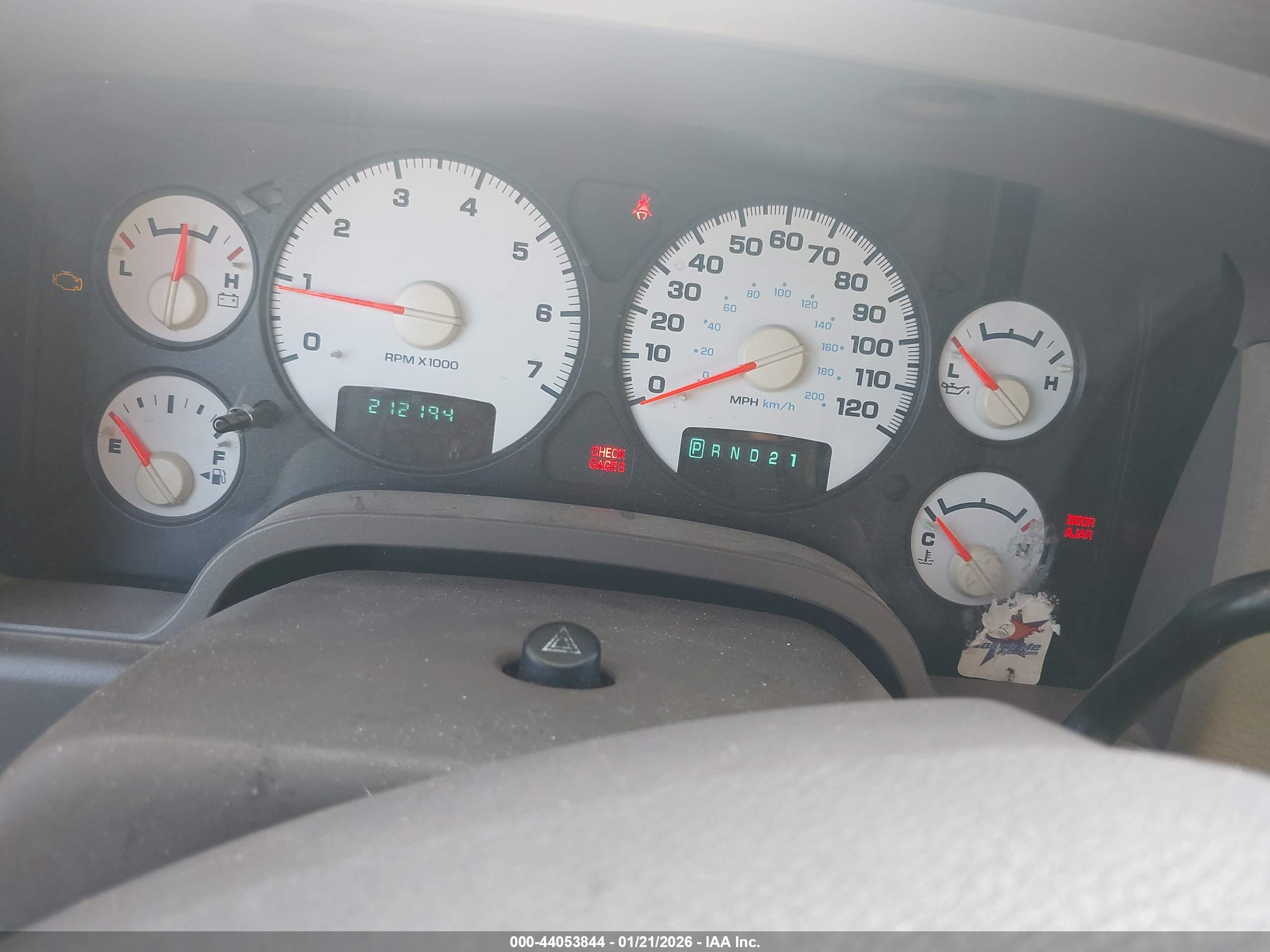 DODGE RAM image 7