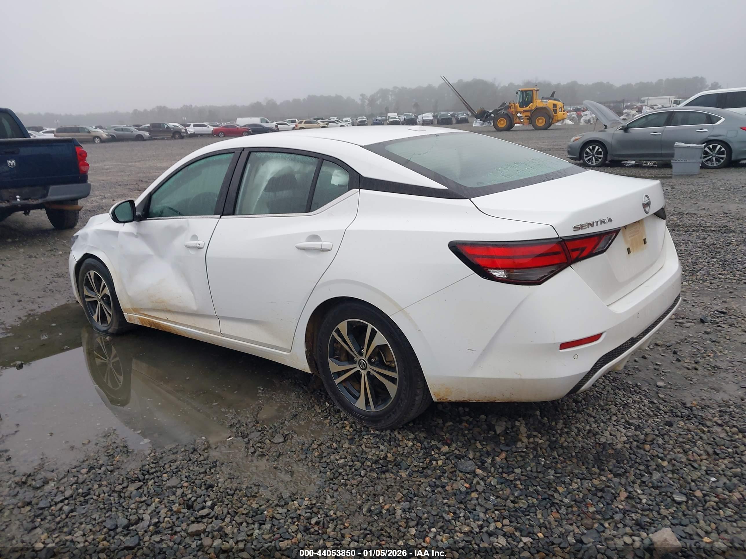 NISSAN SENTRA image 3