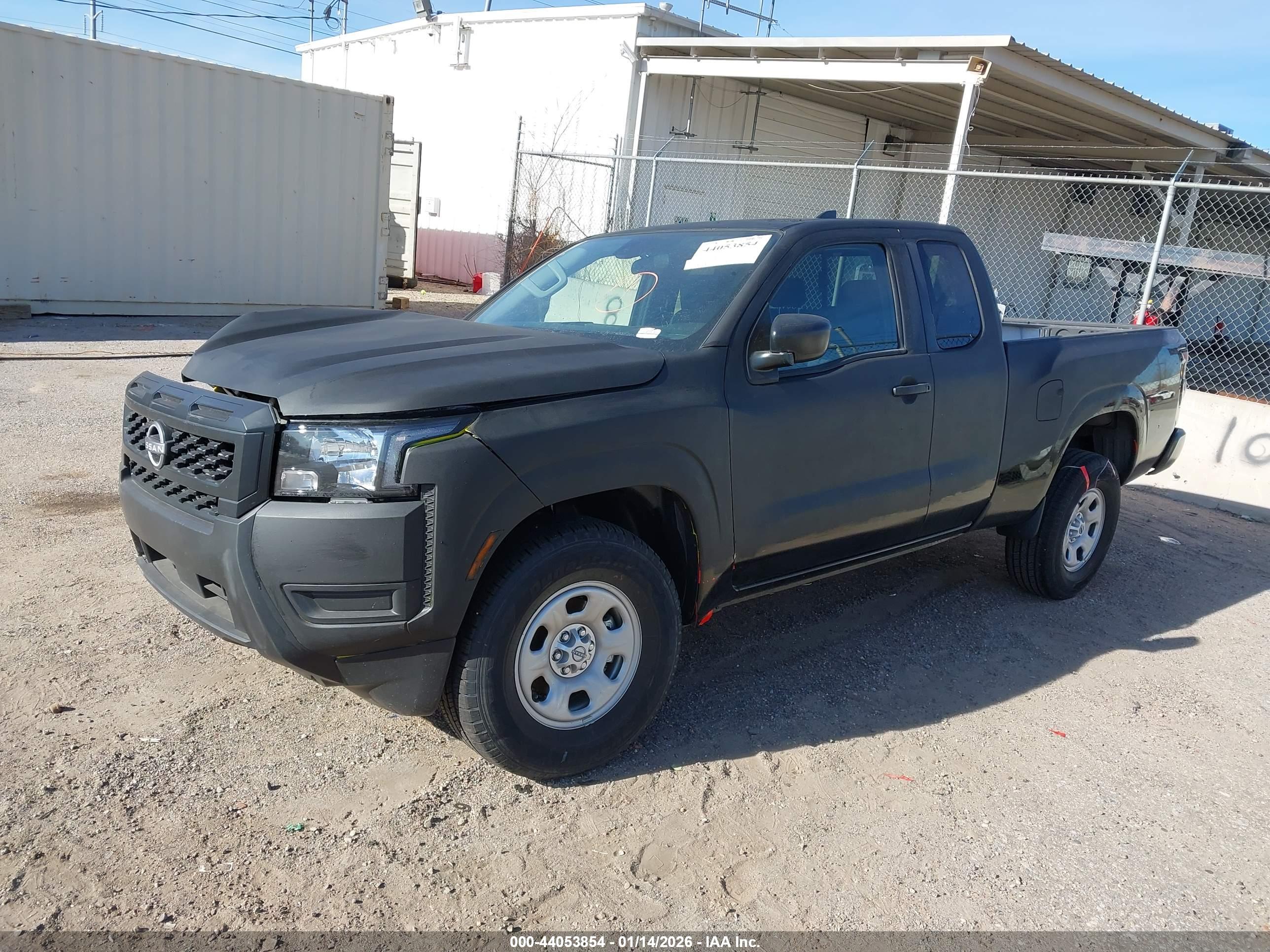 NISSAN FRONTIER image 2