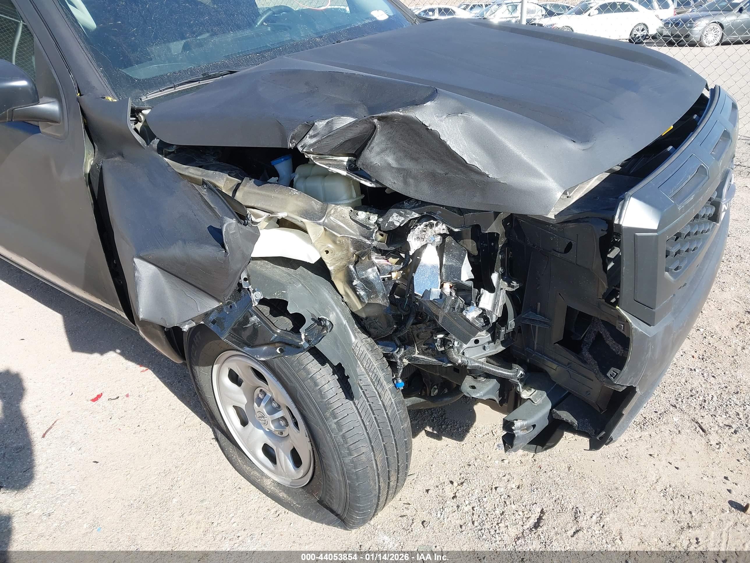 NISSAN FRONTIER image 6