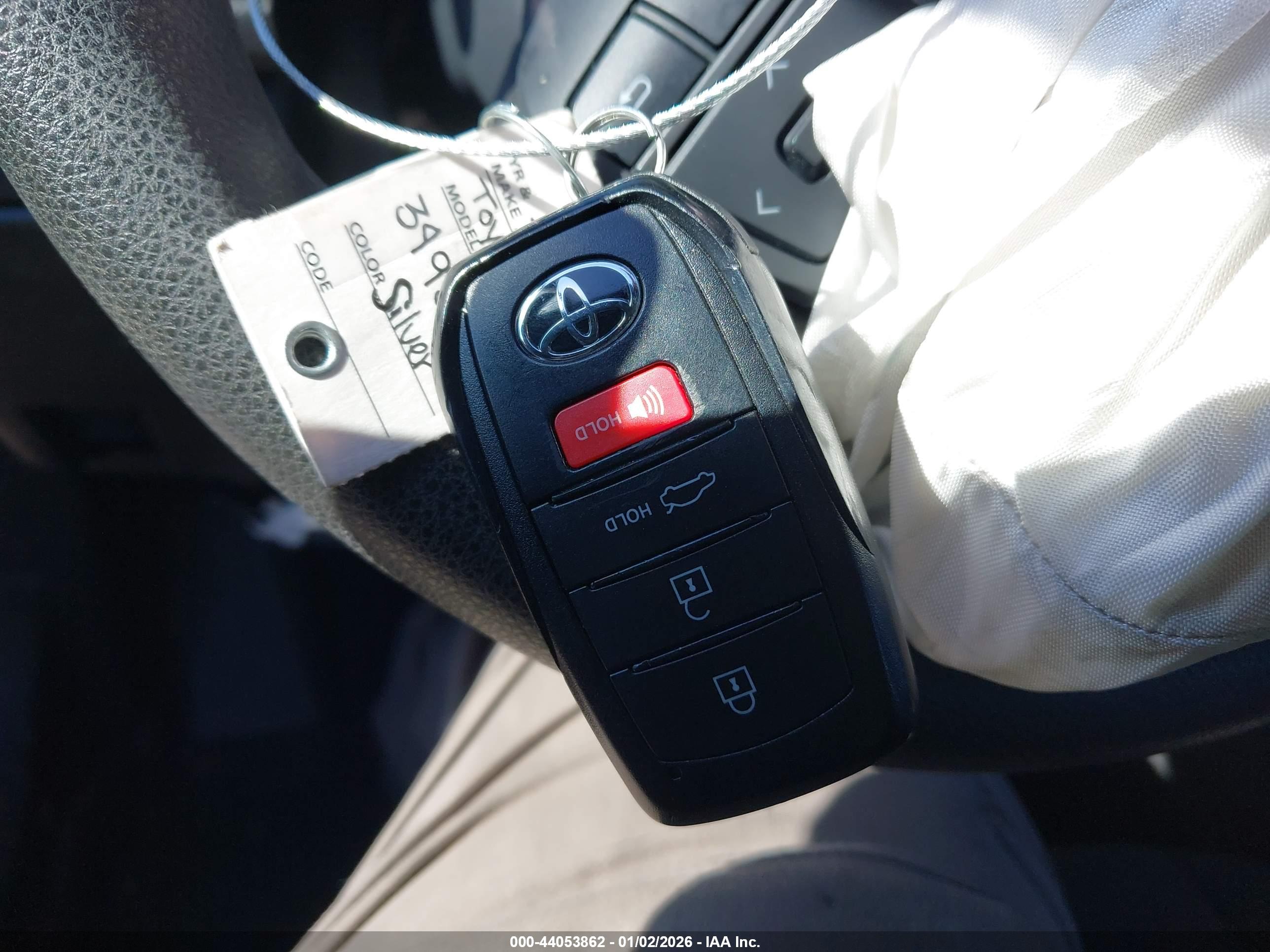 TOYOTA CAMRY image 11