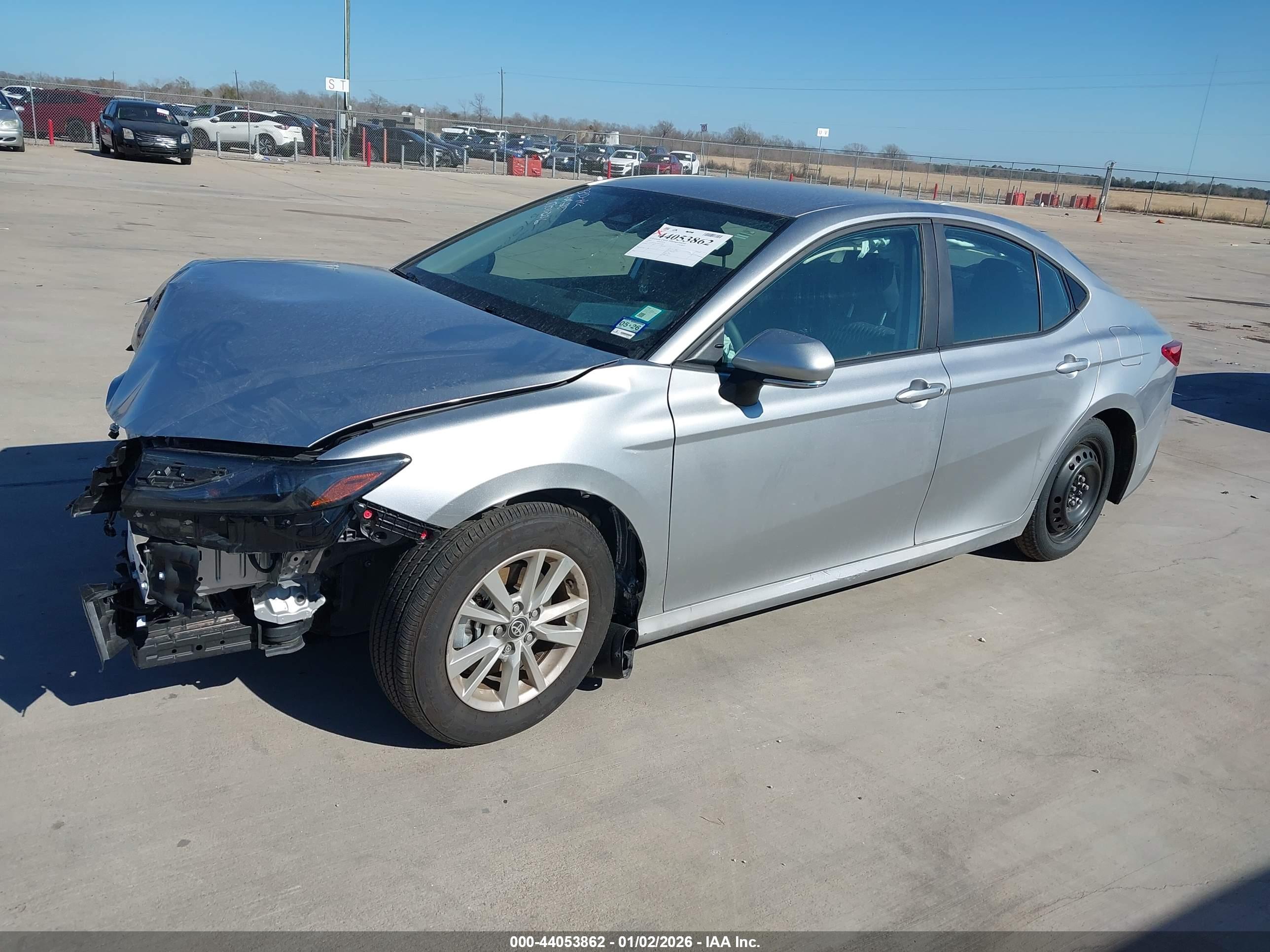 TOYOTA CAMRY image 2