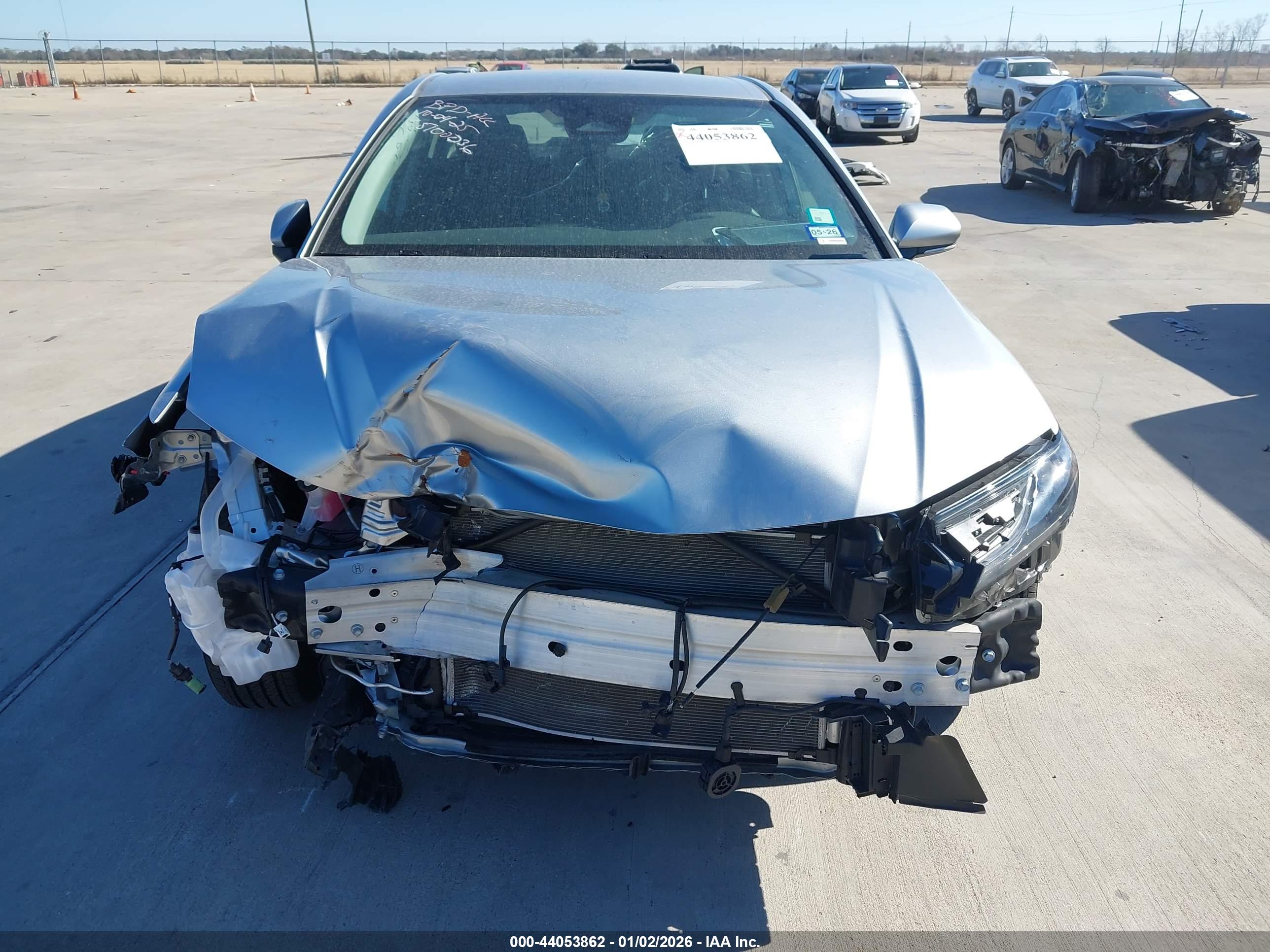TOYOTA CAMRY image 6