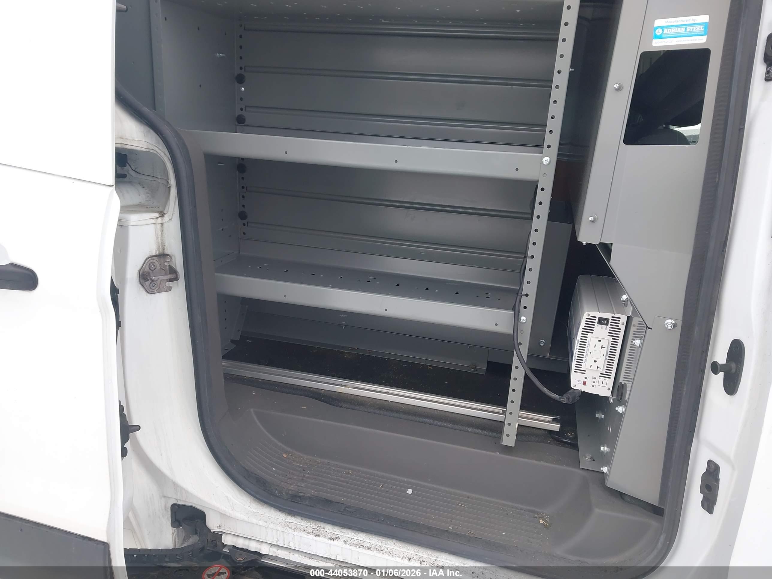FORD TRANSIT image 8