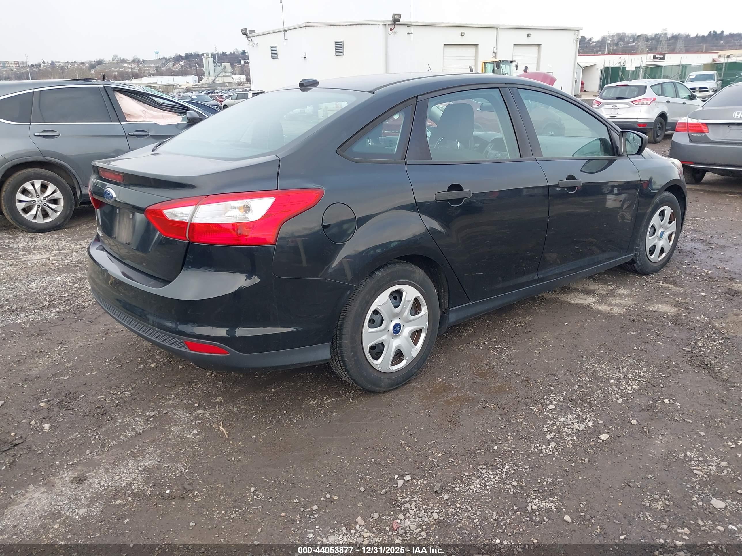 FORD FOCUS image 4