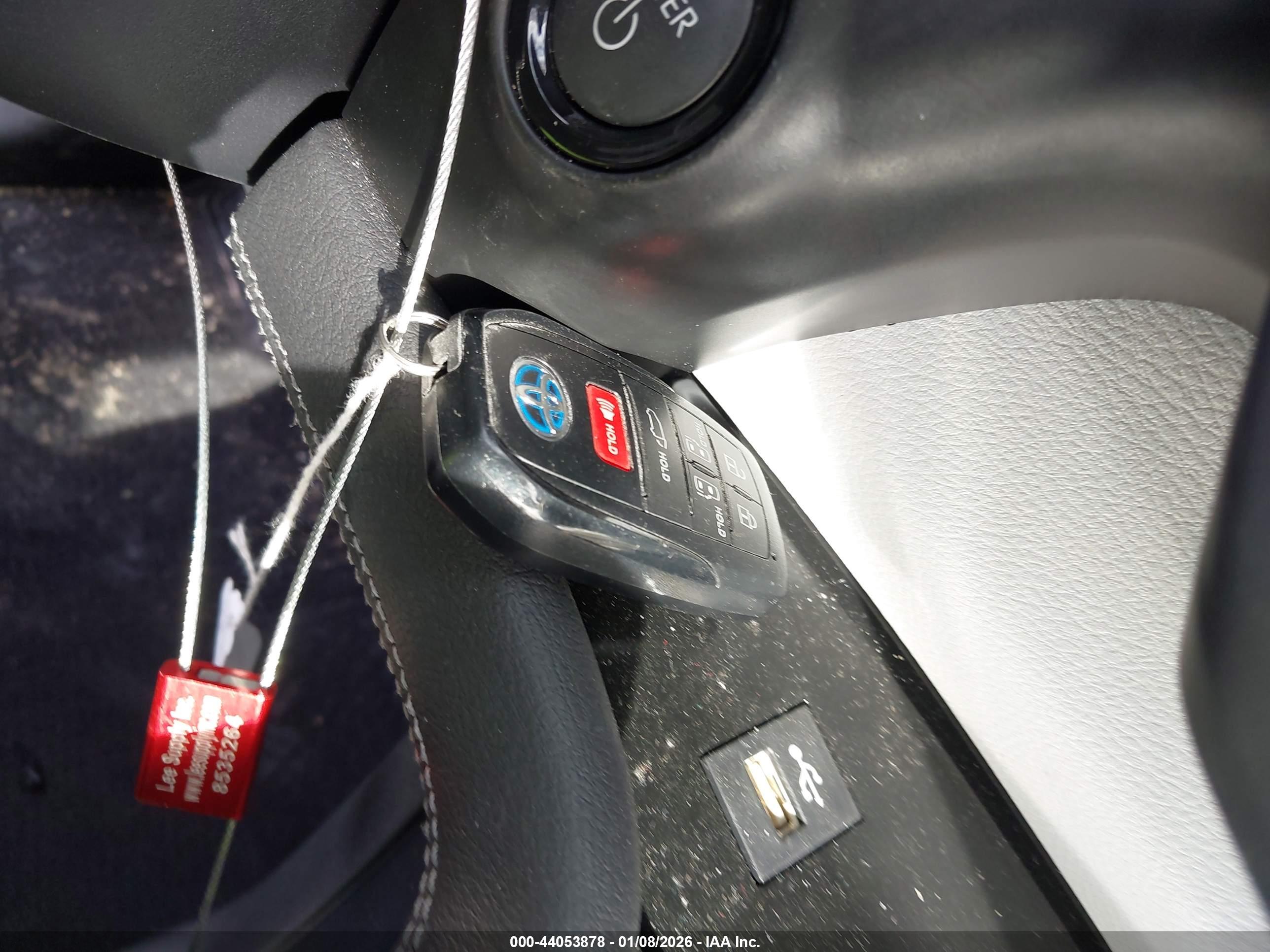 TOYOTA SIENNA image 11