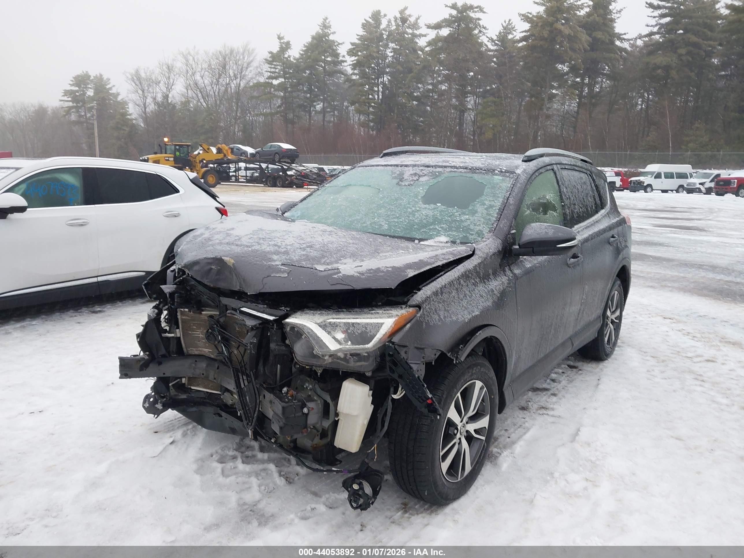 TOYOTA RAV4 image 2