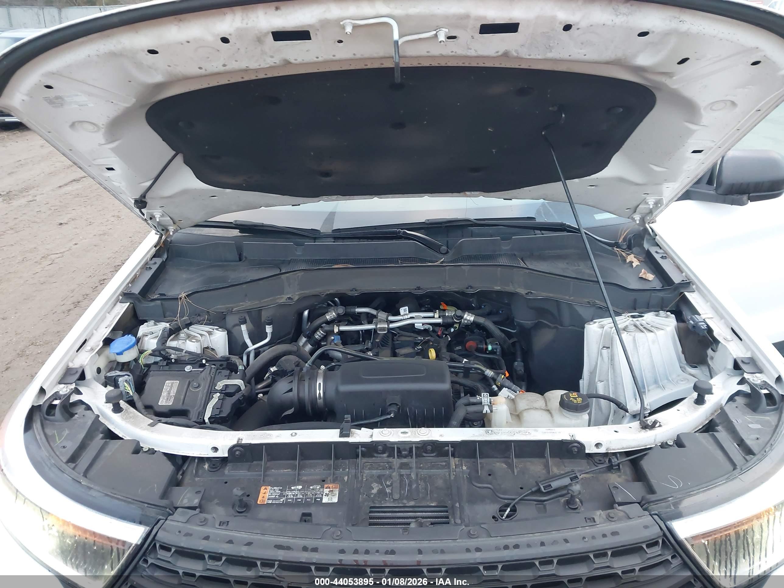 FORD EXPLORER image 10