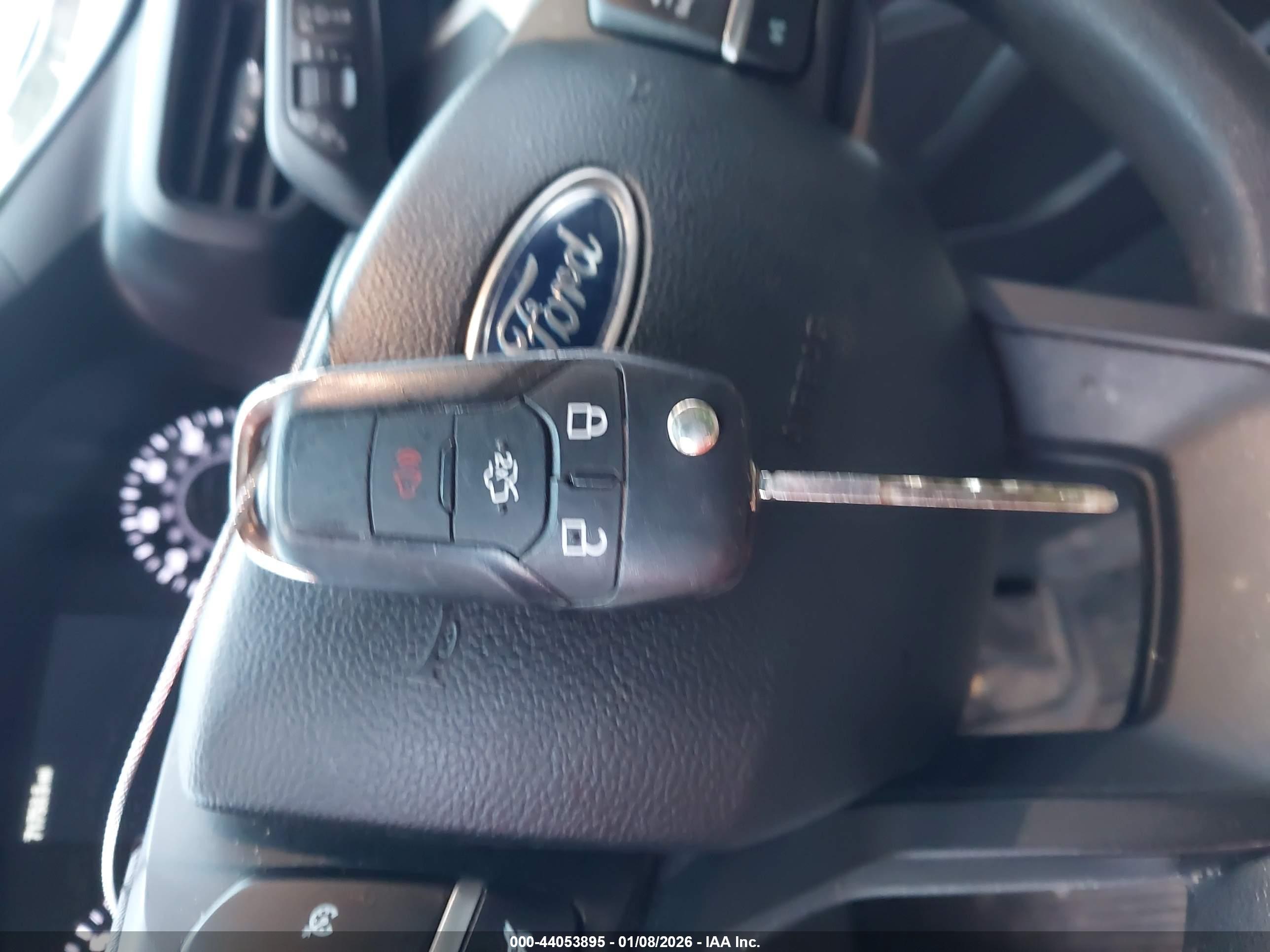 FORD EXPLORER image 11