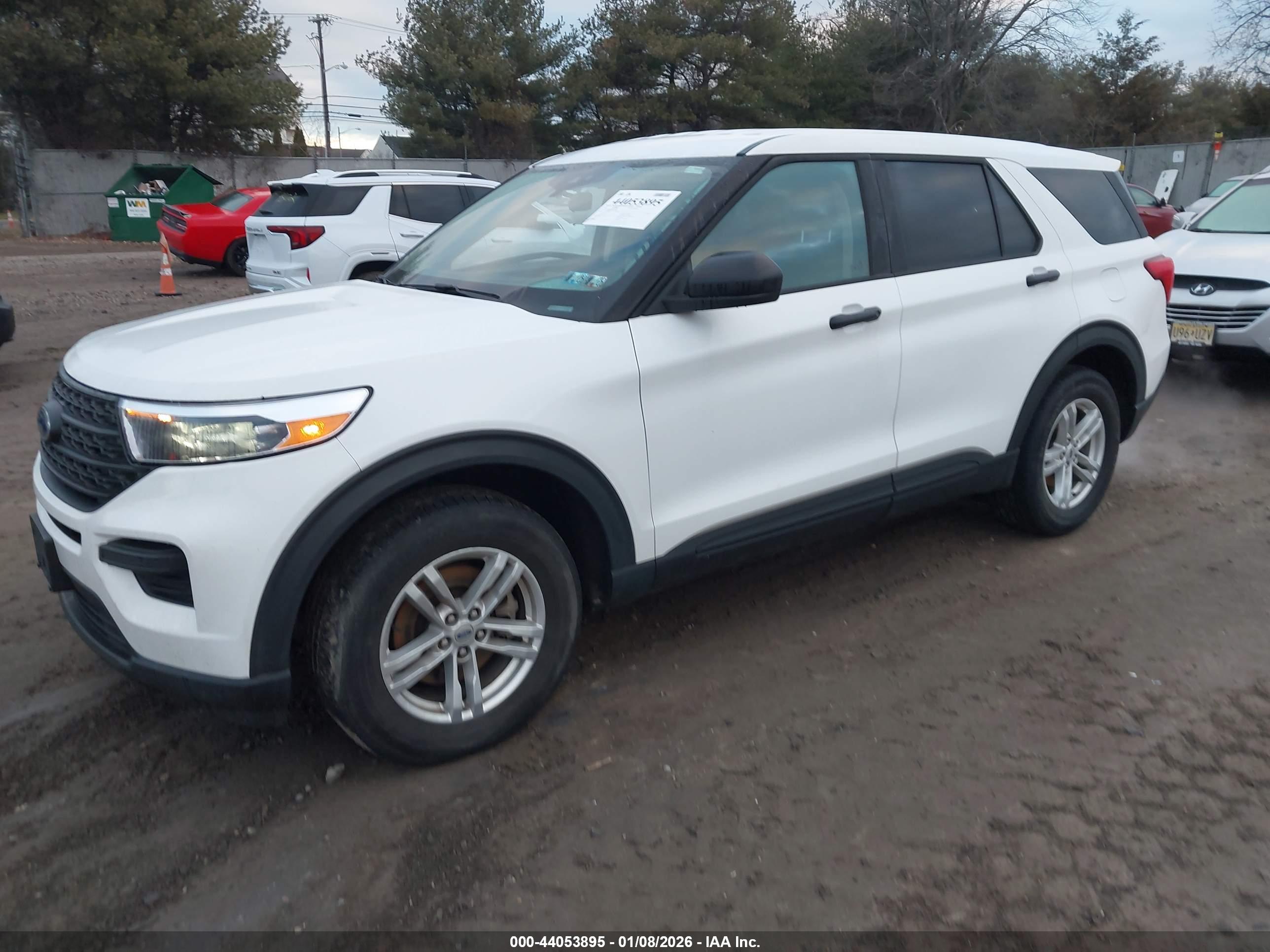 FORD EXPLORER image 2