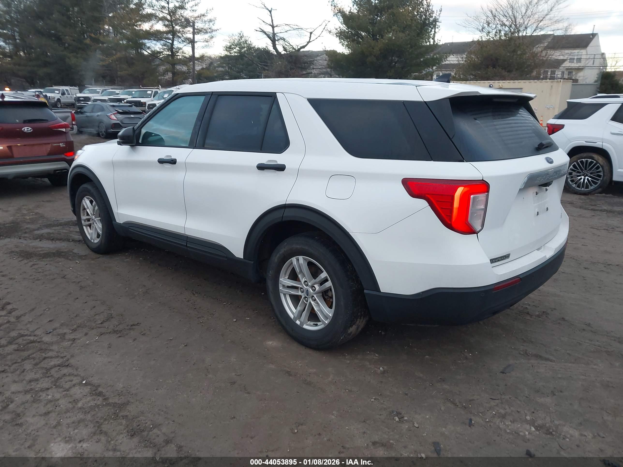 FORD EXPLORER image 3