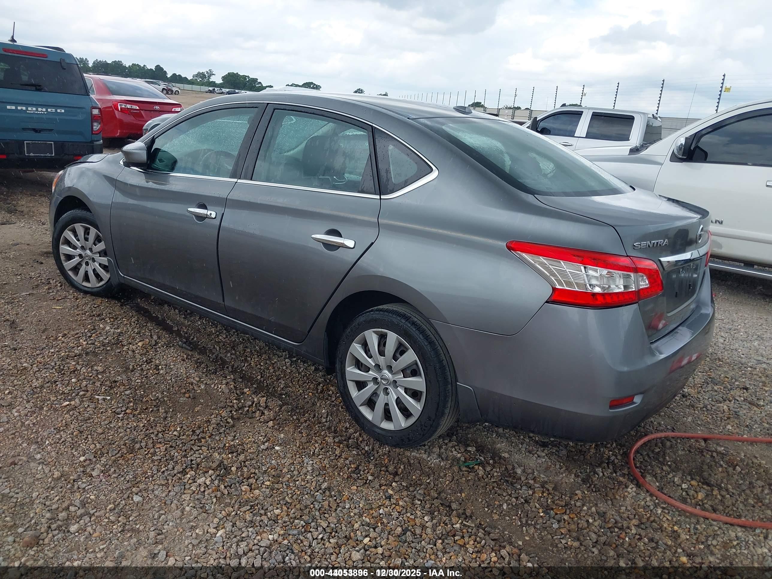 NISSAN SENTRA image 3