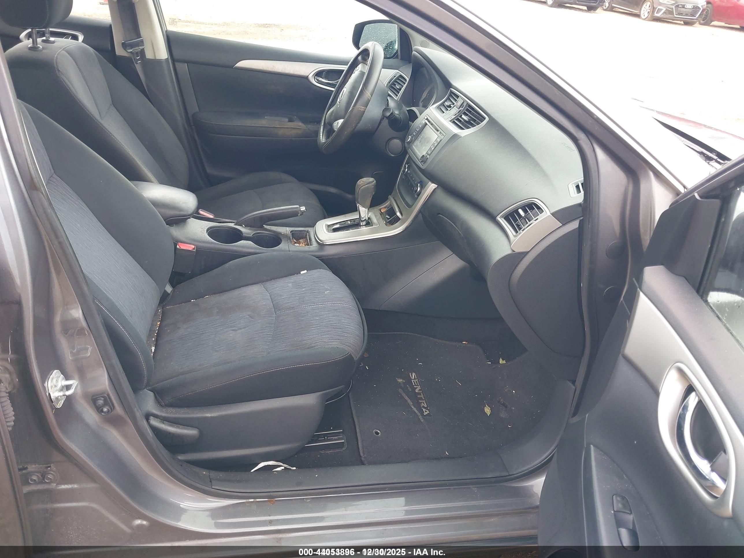 NISSAN SENTRA image 5