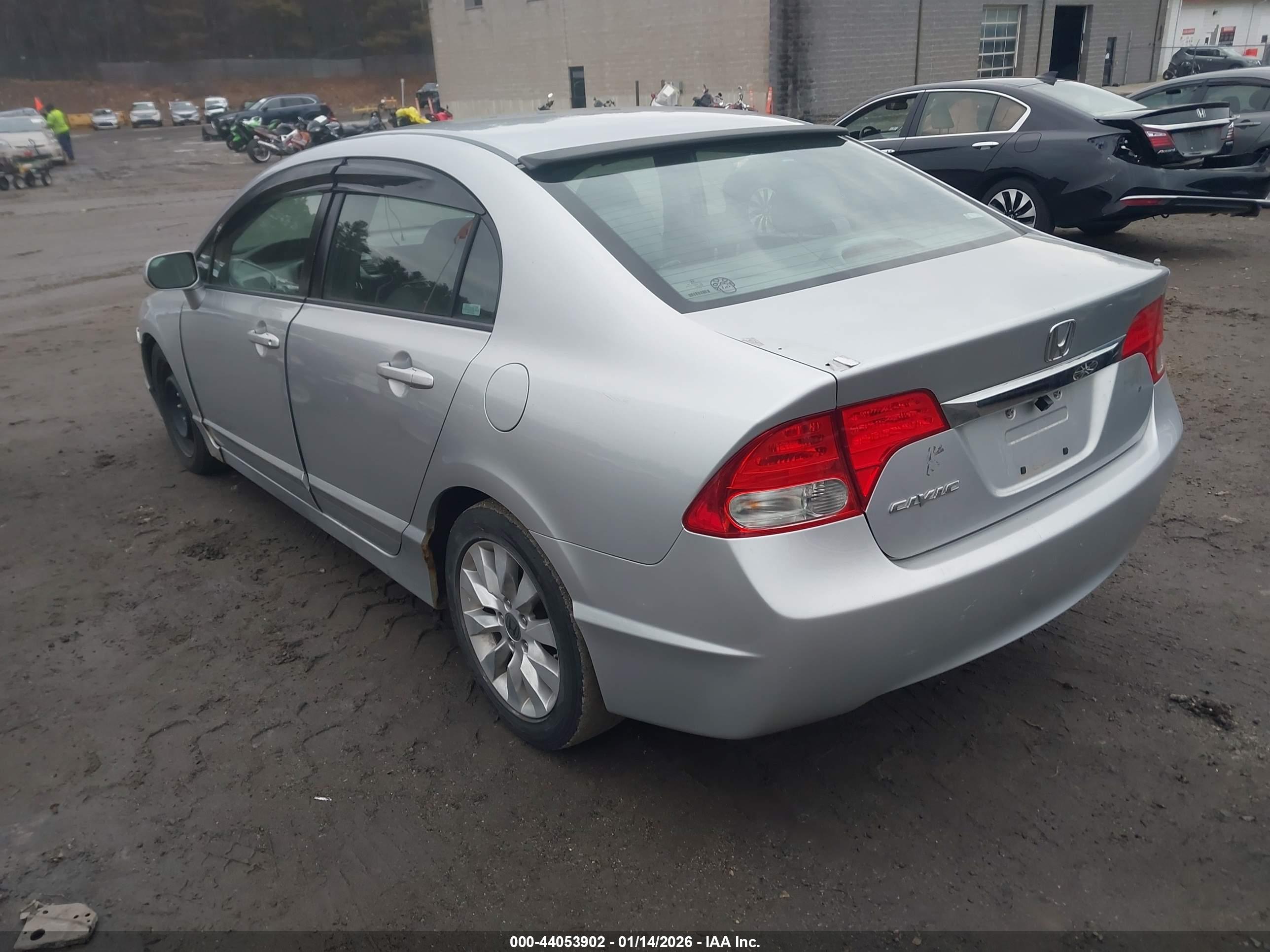 HONDA CIVIC image 3