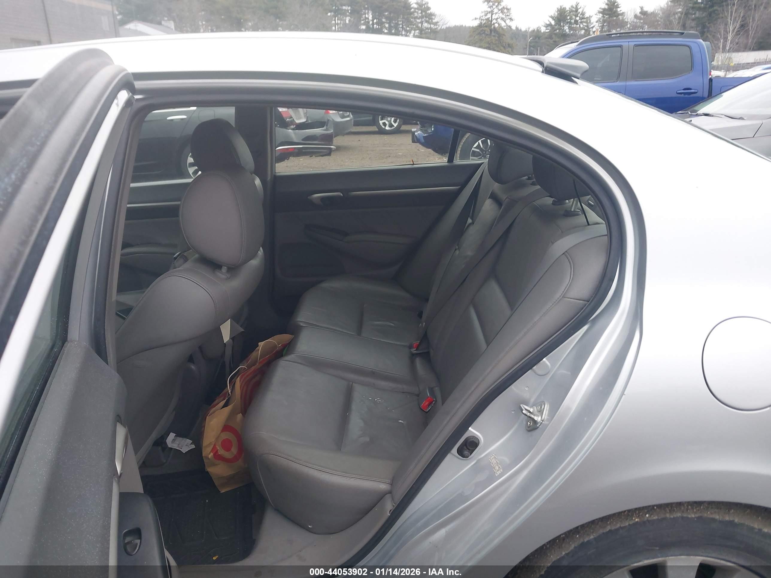 HONDA CIVIC image 8