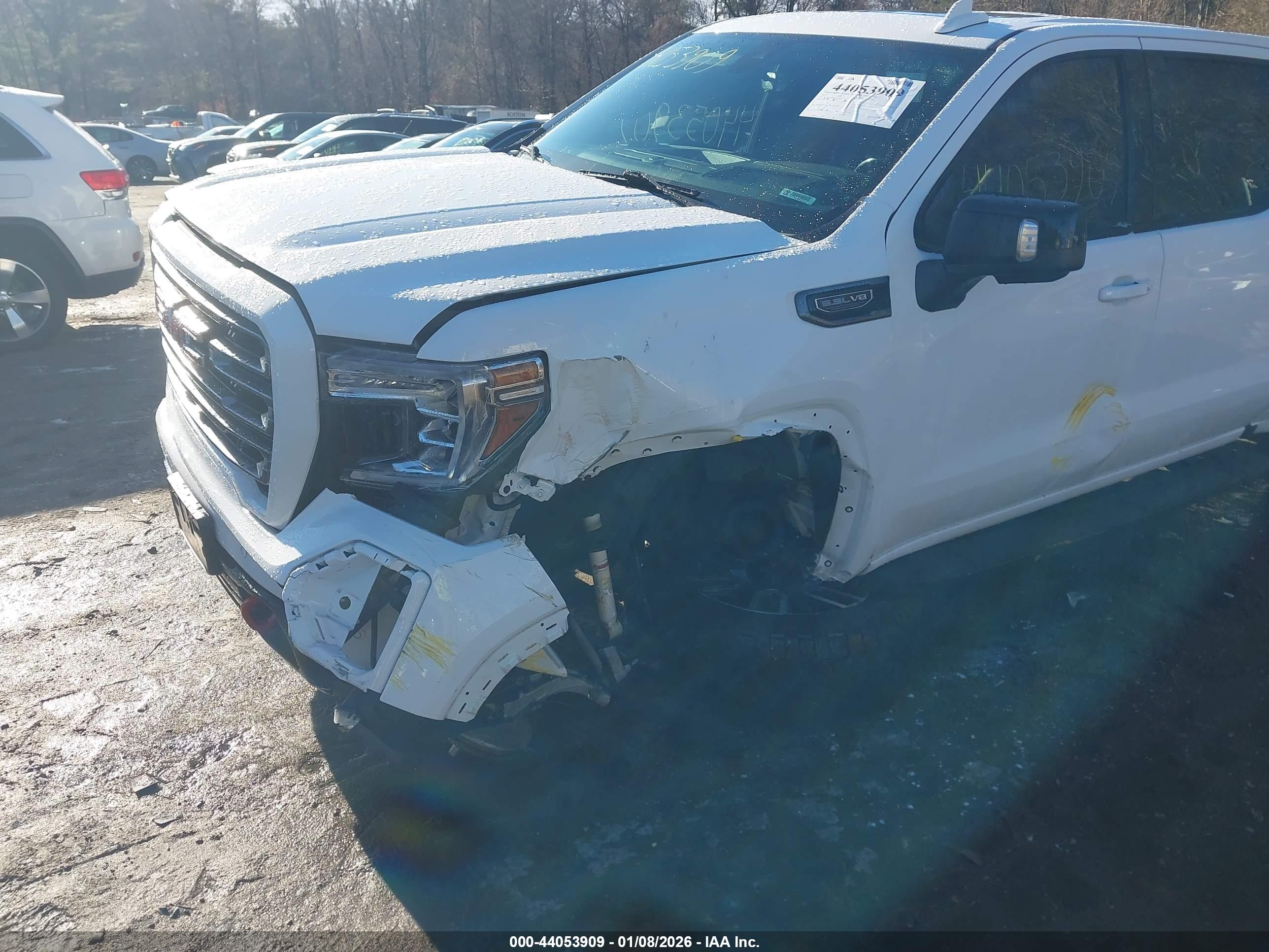GMC SIERRA image 2