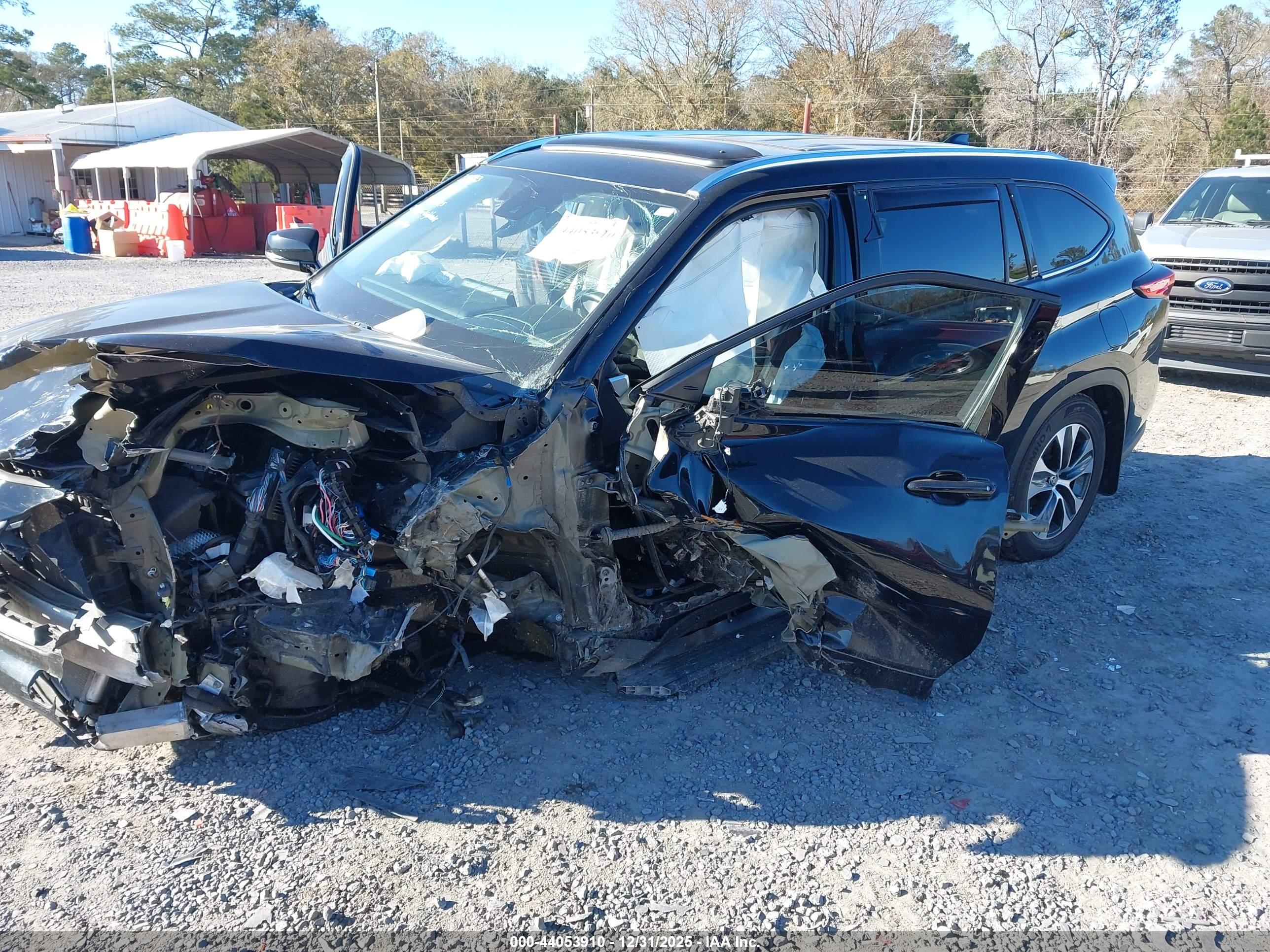 TOYOTA HIGHLANDER image 2