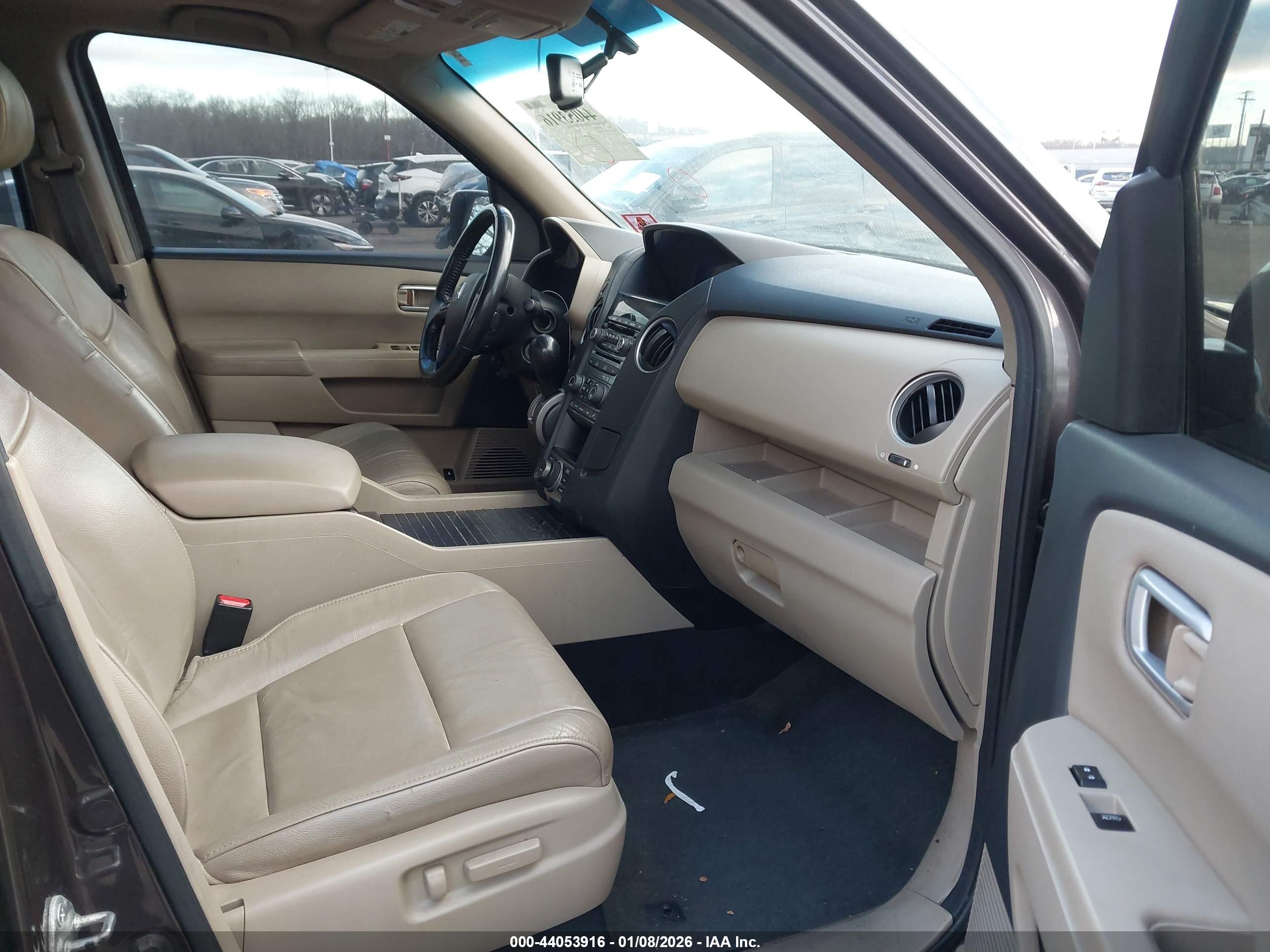 HONDA PILOT image 5