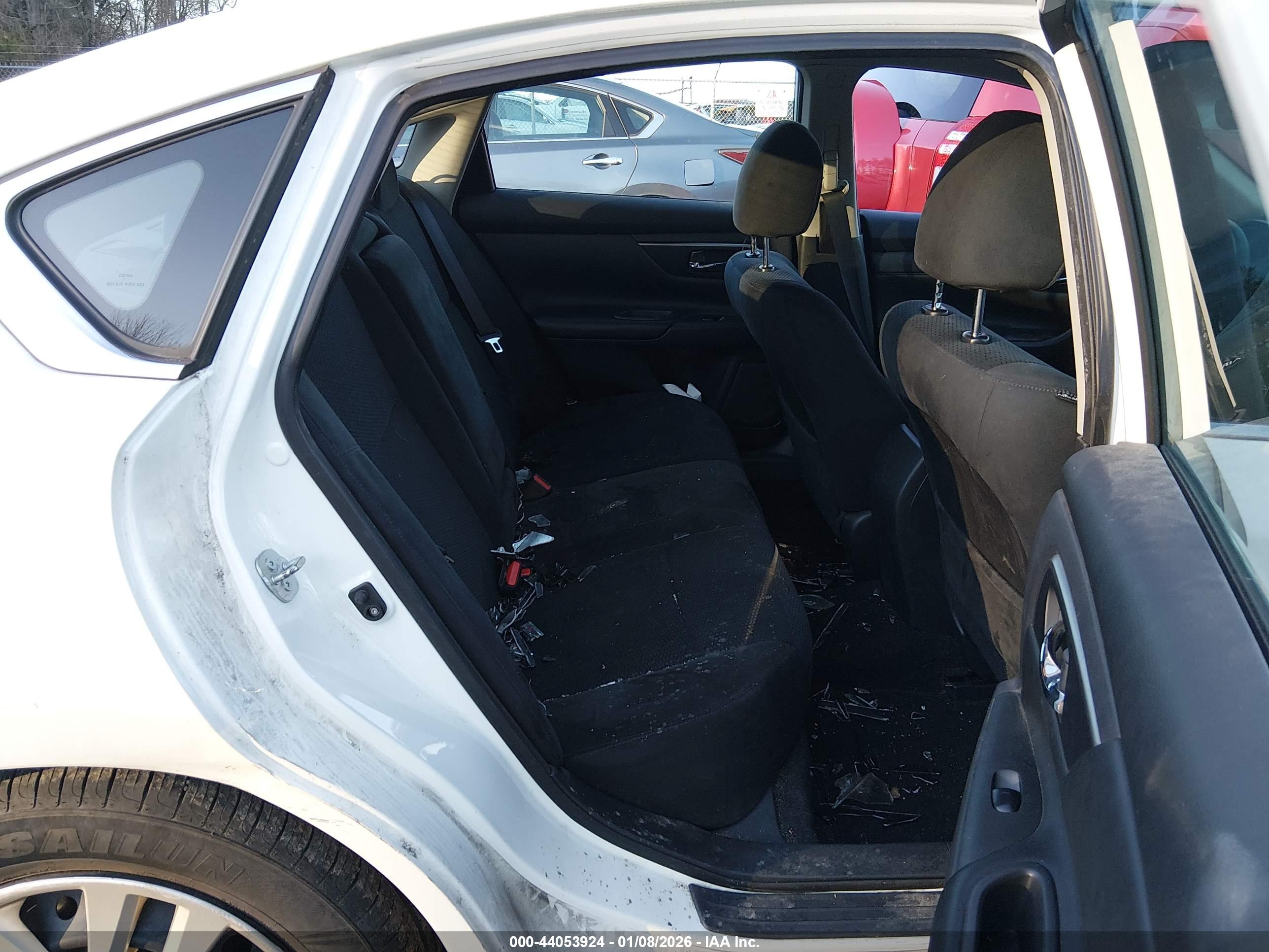 NISSAN ALTIMA image 8