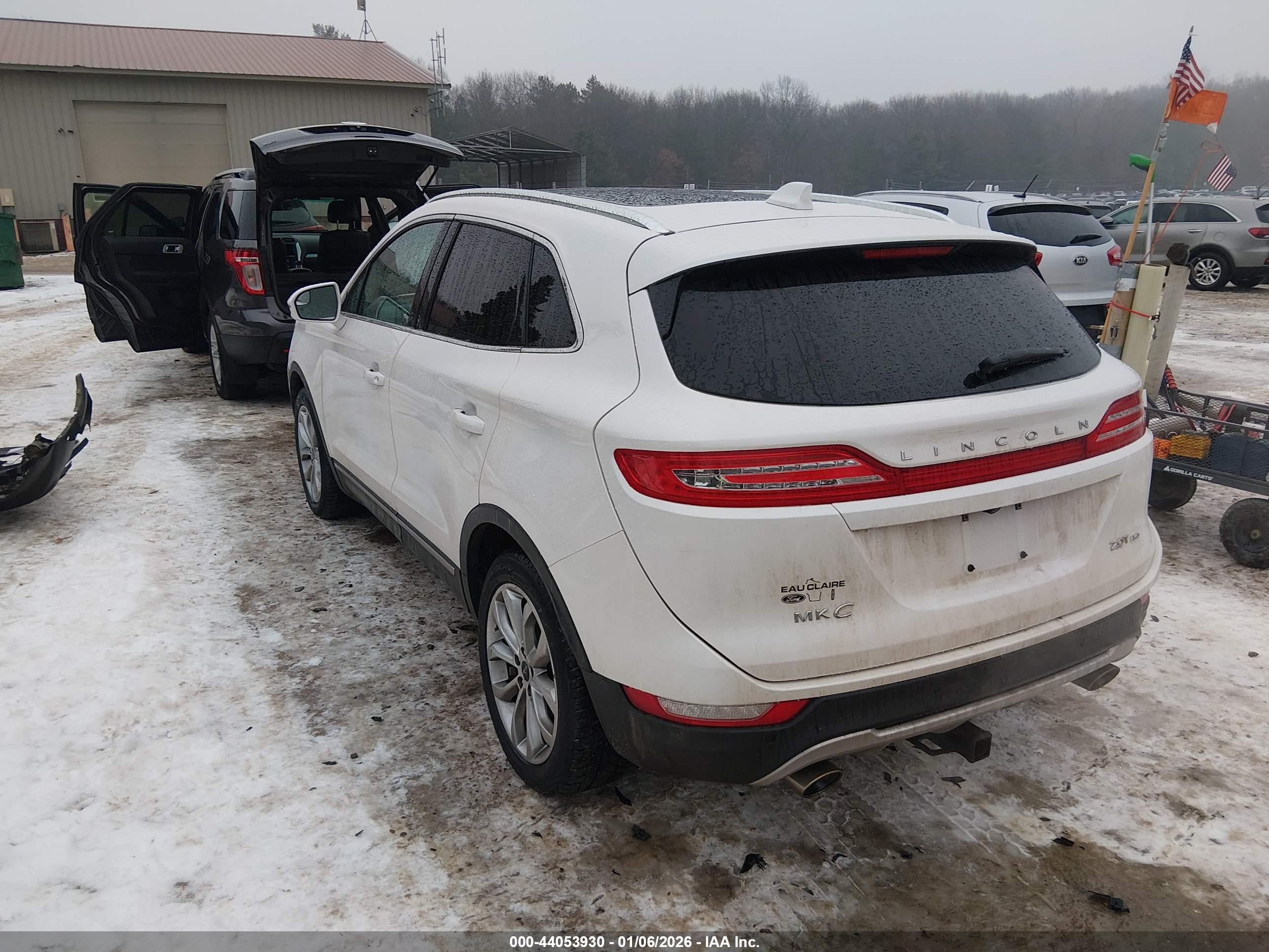 LINCOLN MKC image 3