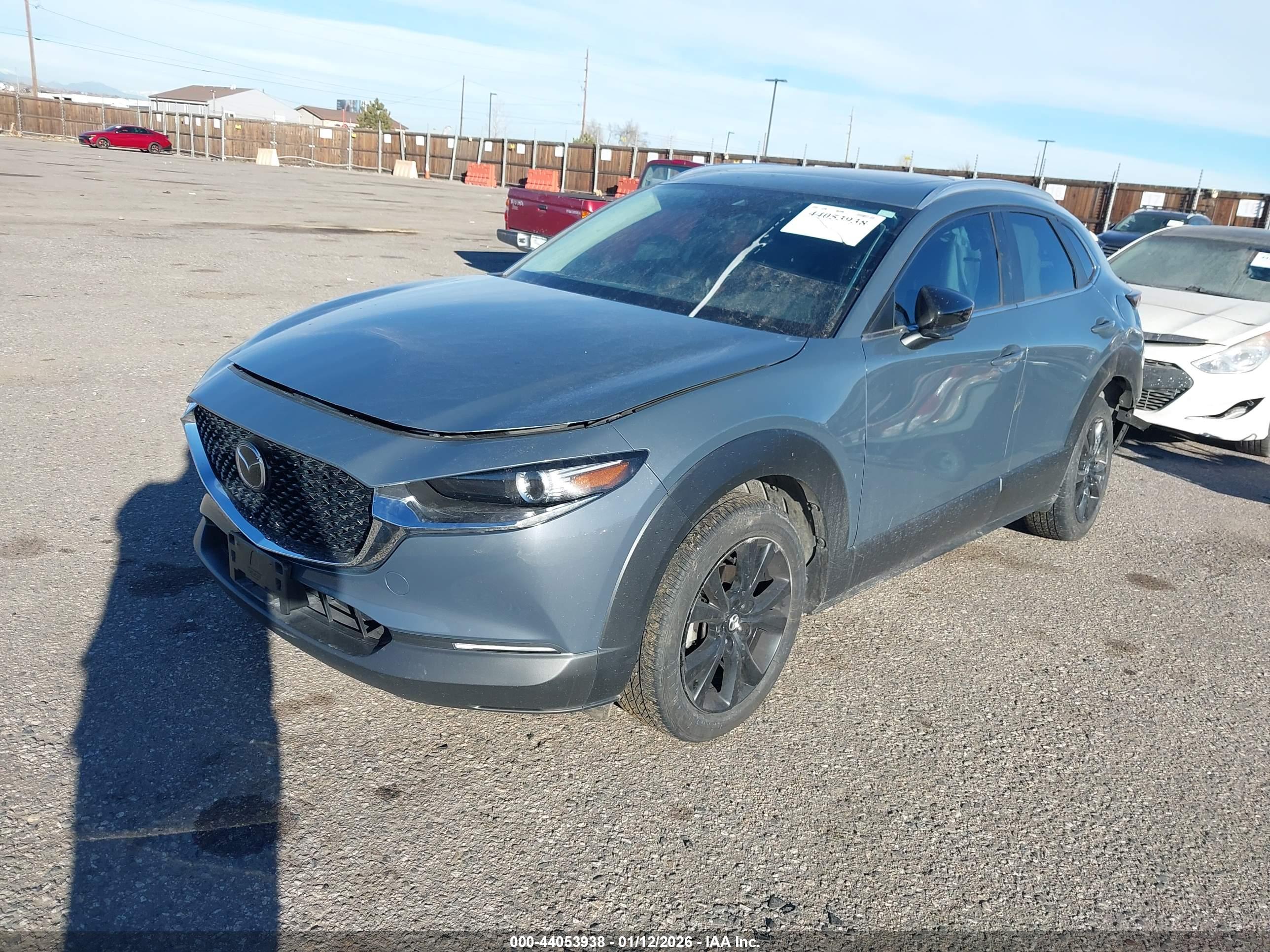 MAZDA CX-30 image 2