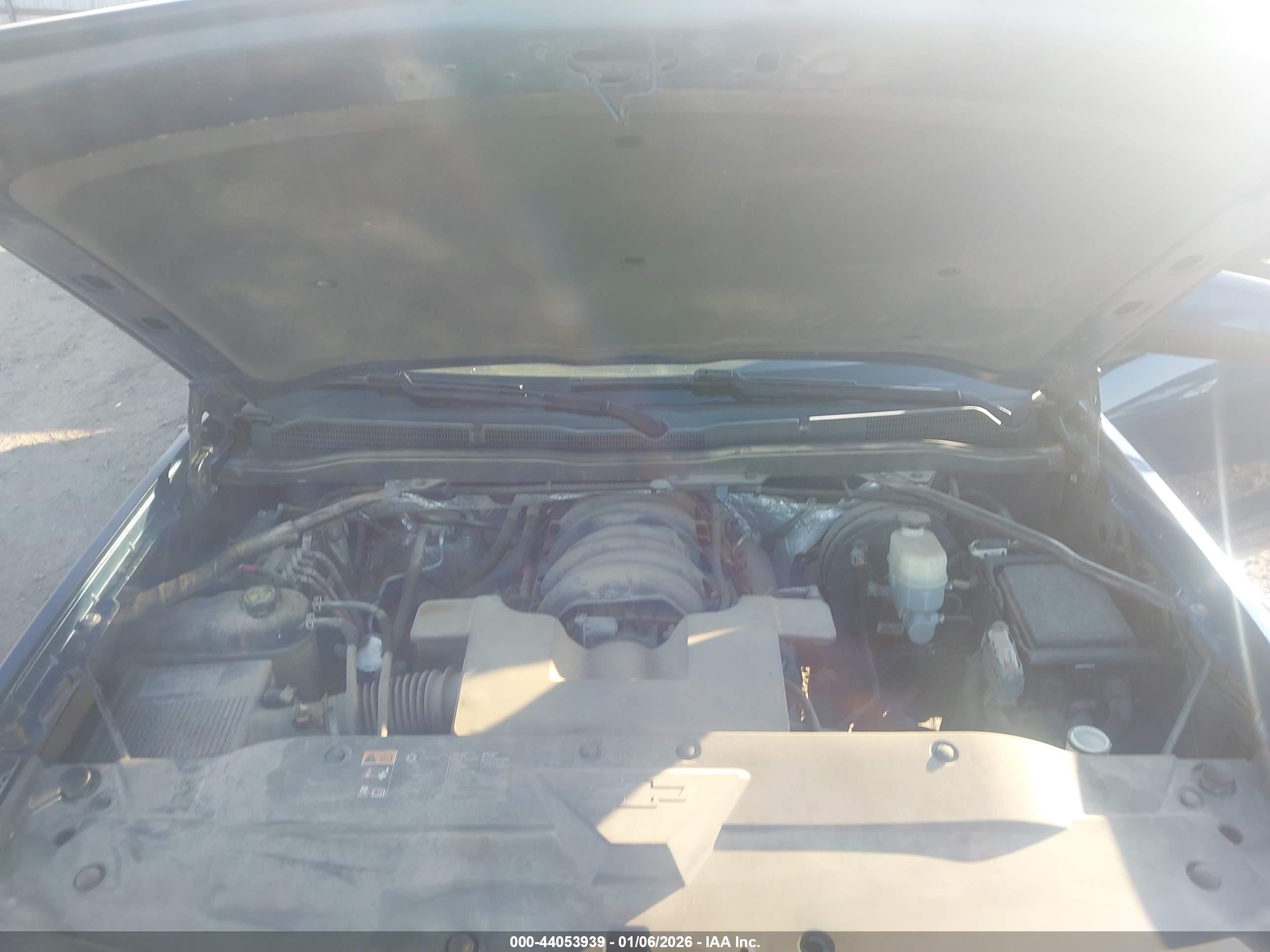 CHEVROLET SILVERADO image 10